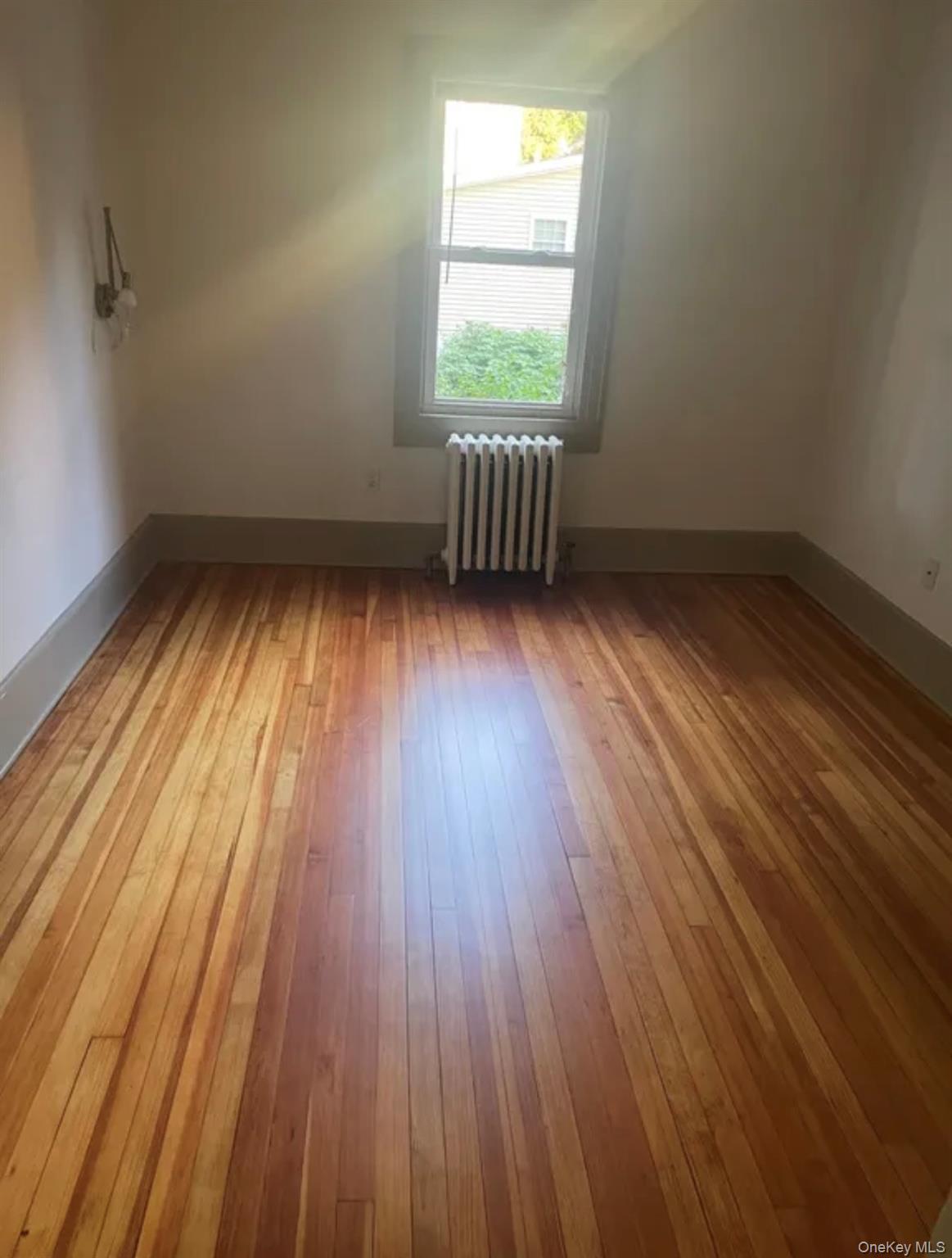 12 Alice Street – For Rent photo 7
