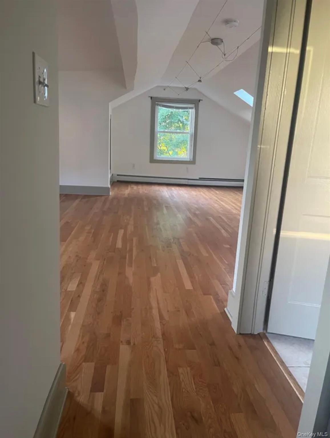 12 Alice Street – For Rent photo 9