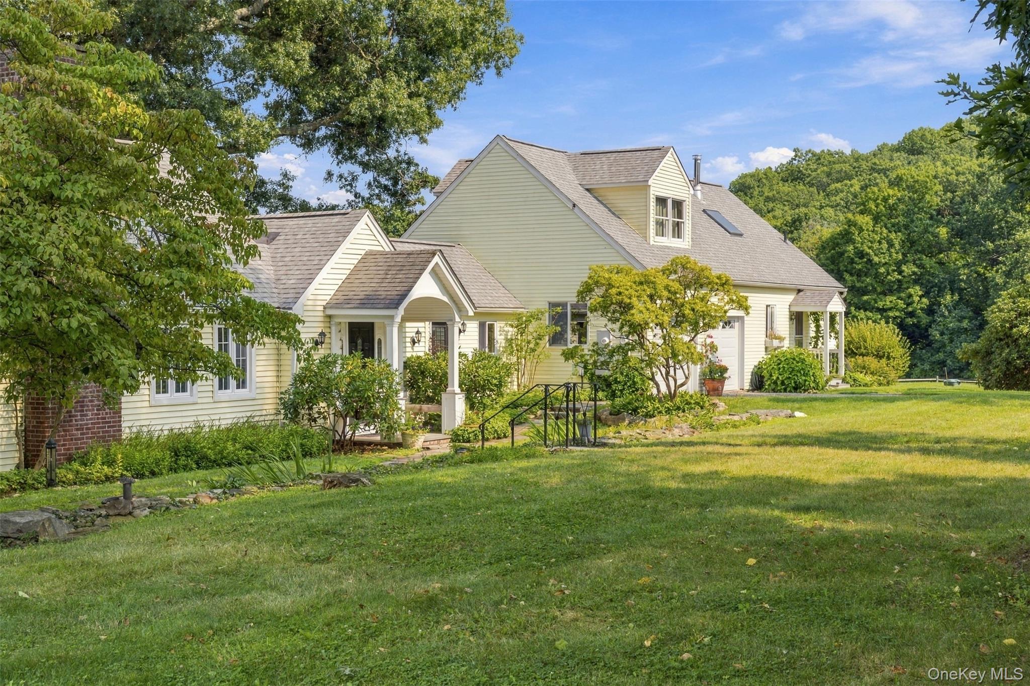 160 Couch Road – For Sale