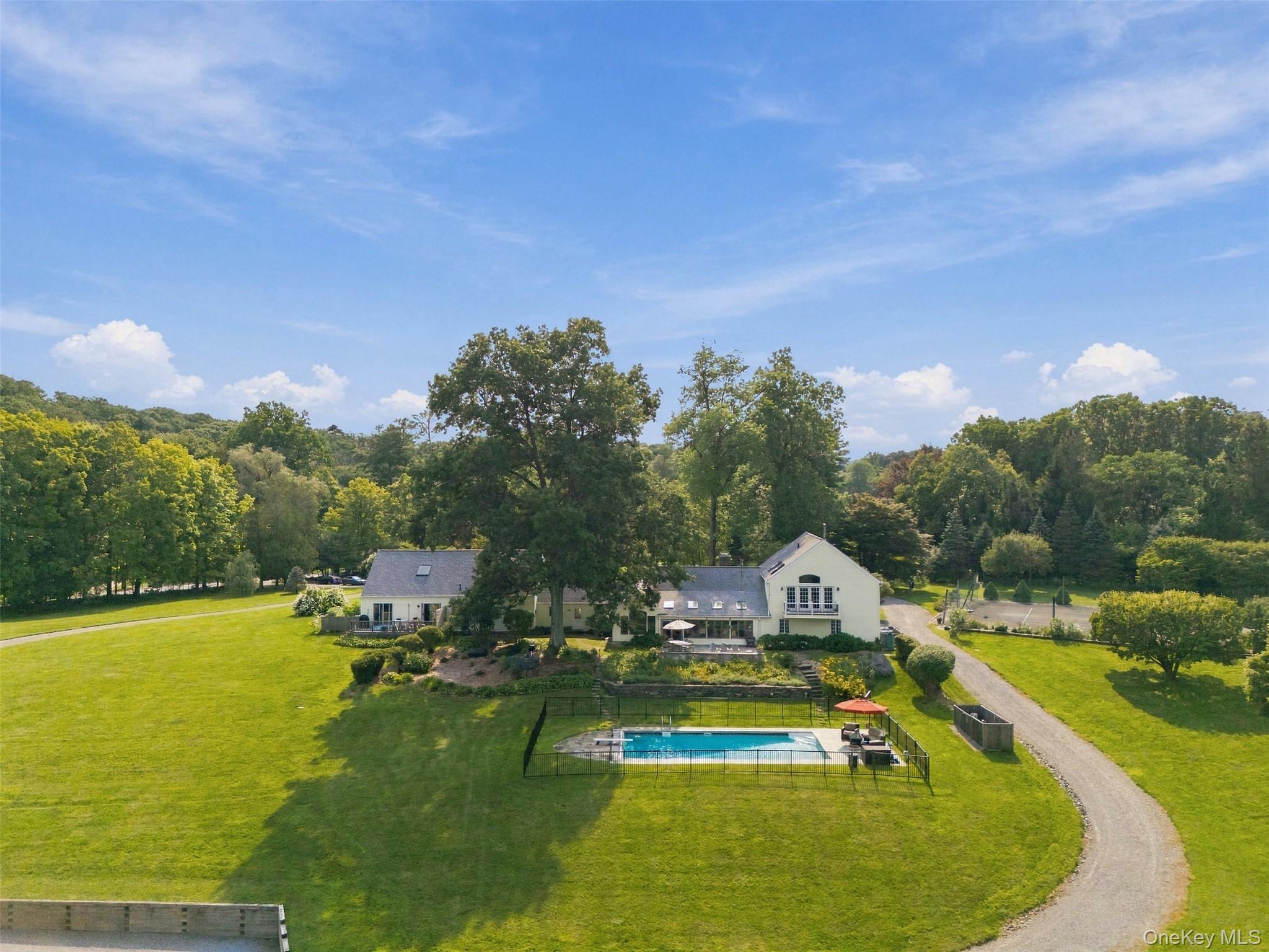 160 Couch Road – For Sale photo 4