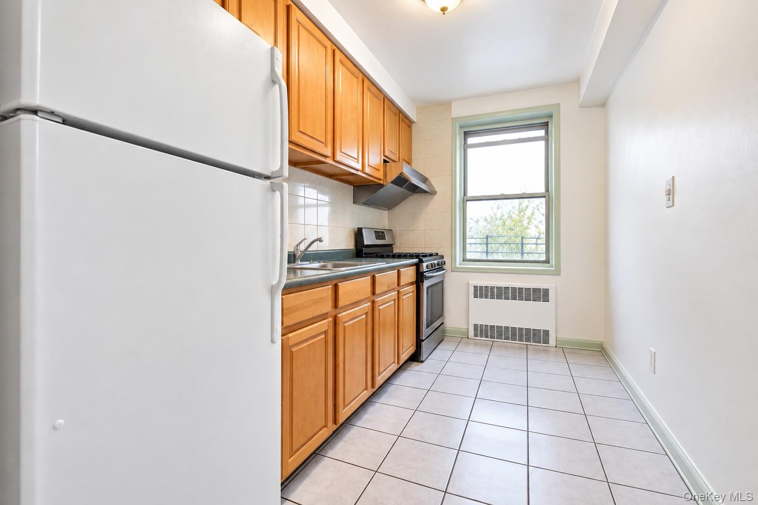27-05 Parsons Boulevard, Unit 6F photo 7