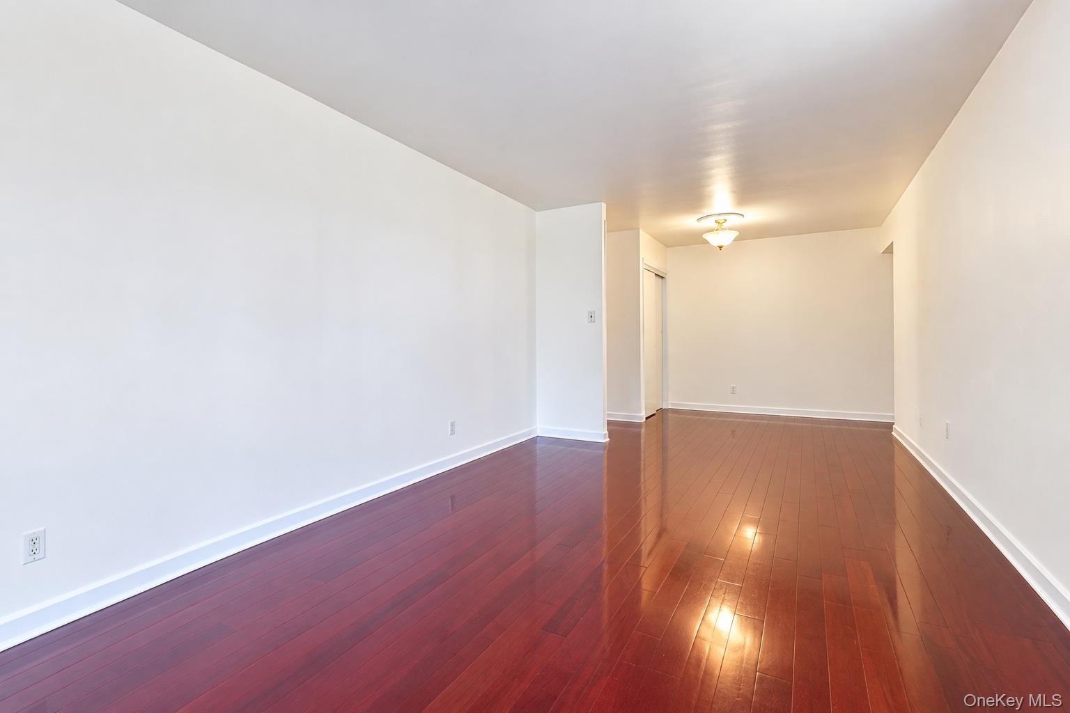 27-05 Parsons Boulevard, Unit 6F photo 2