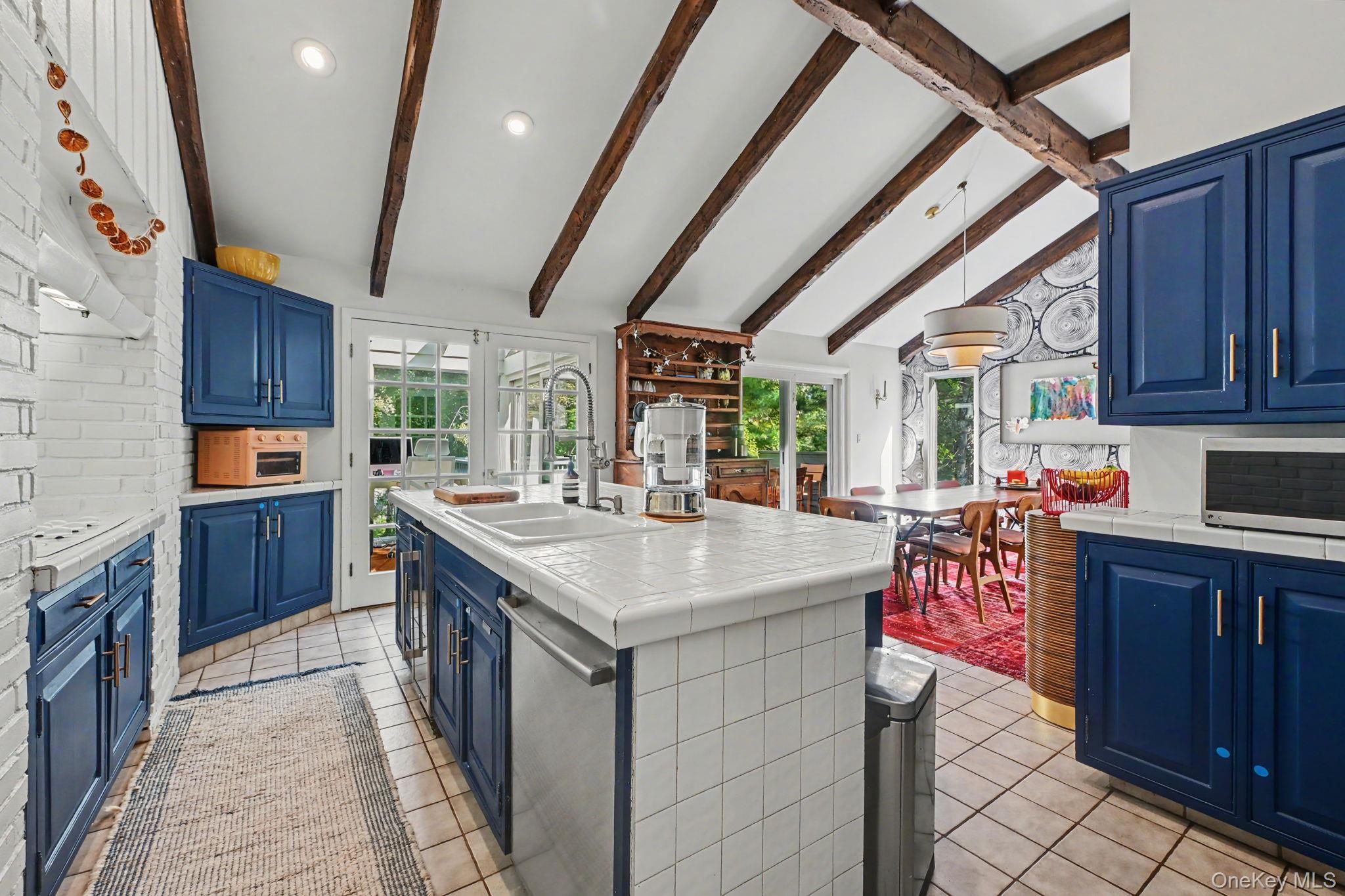 29 Hoyt Street – For Sale photo 9