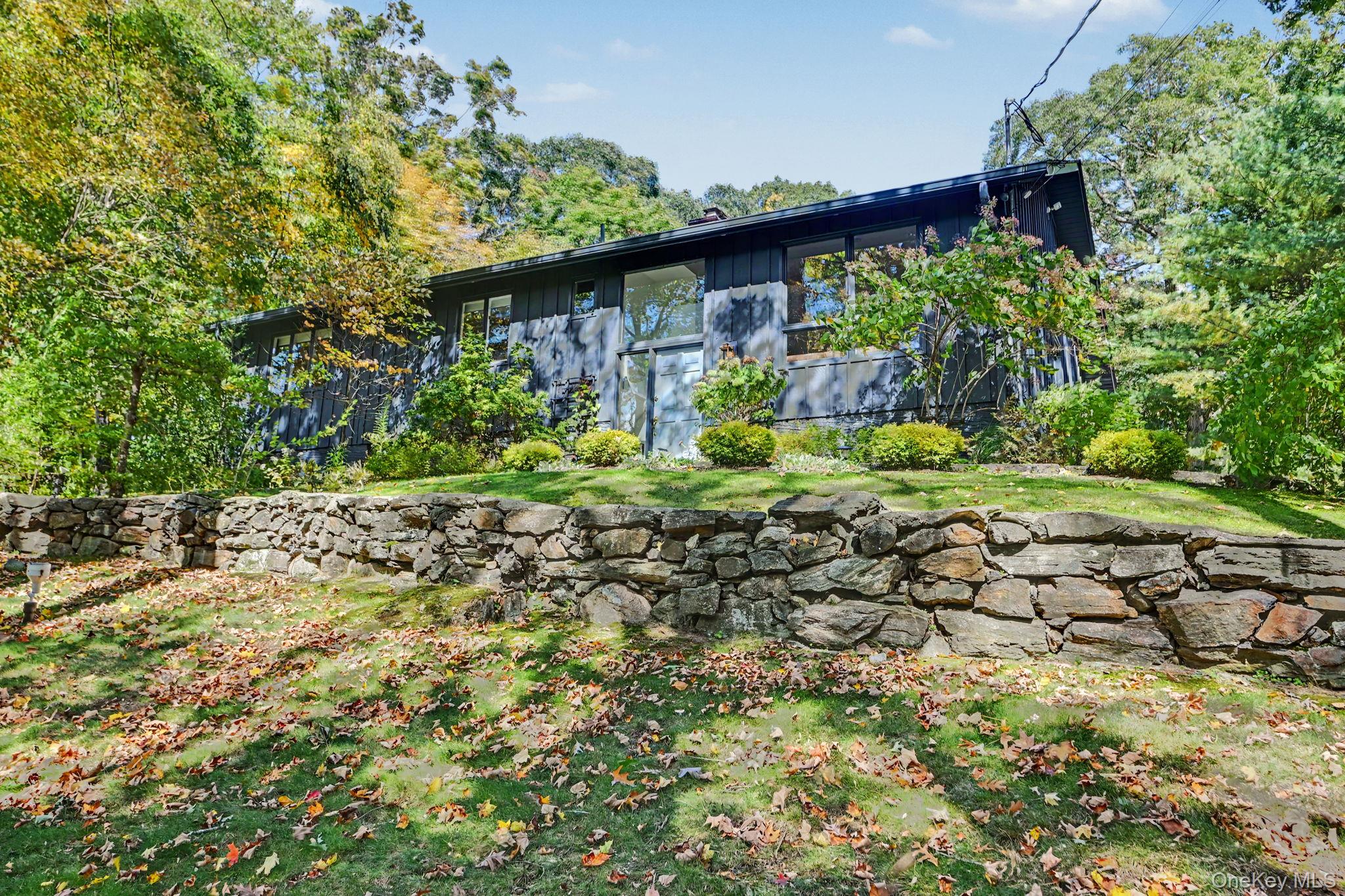 29 Hoyt Street – For Sale photo 3