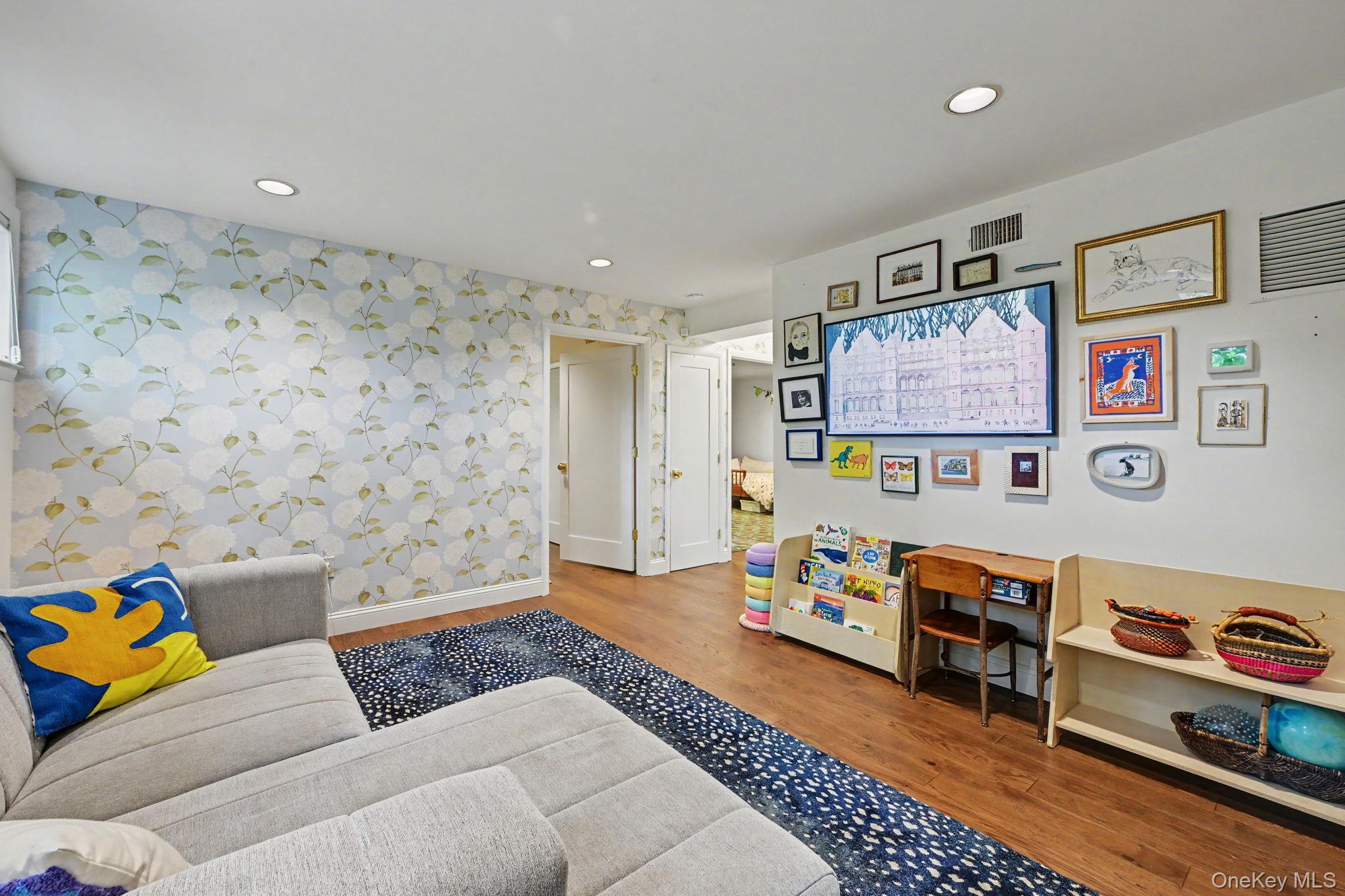 29 Hoyt Street – For Sale photo 26