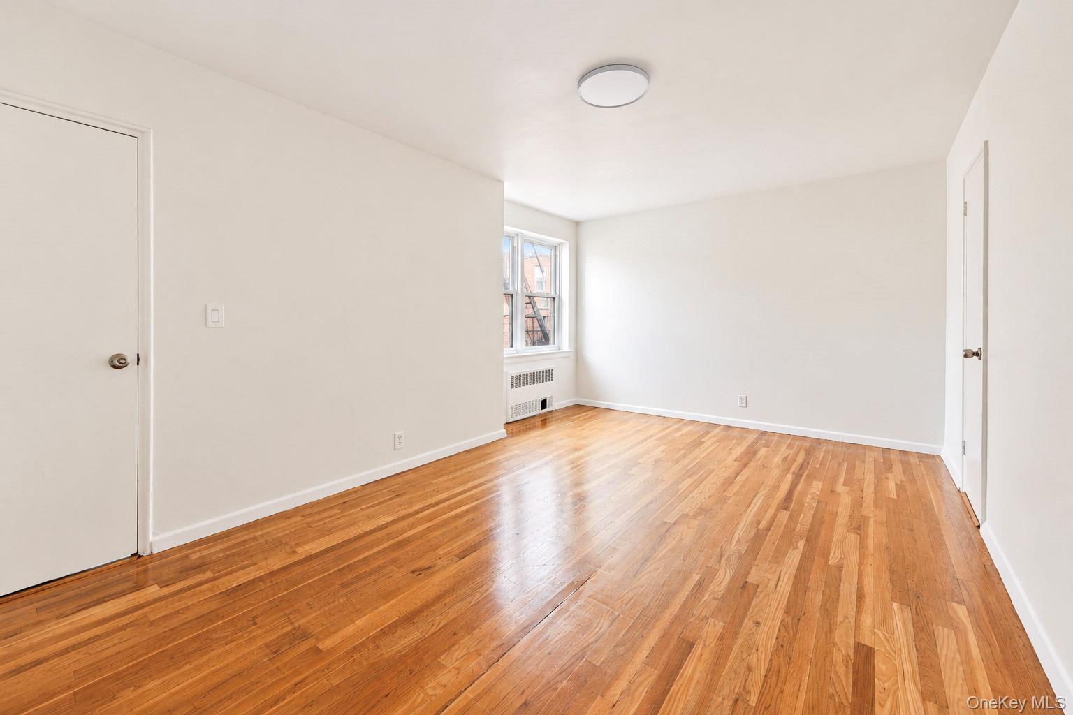 585 Mclean Avenue, Unit 4D photo 9