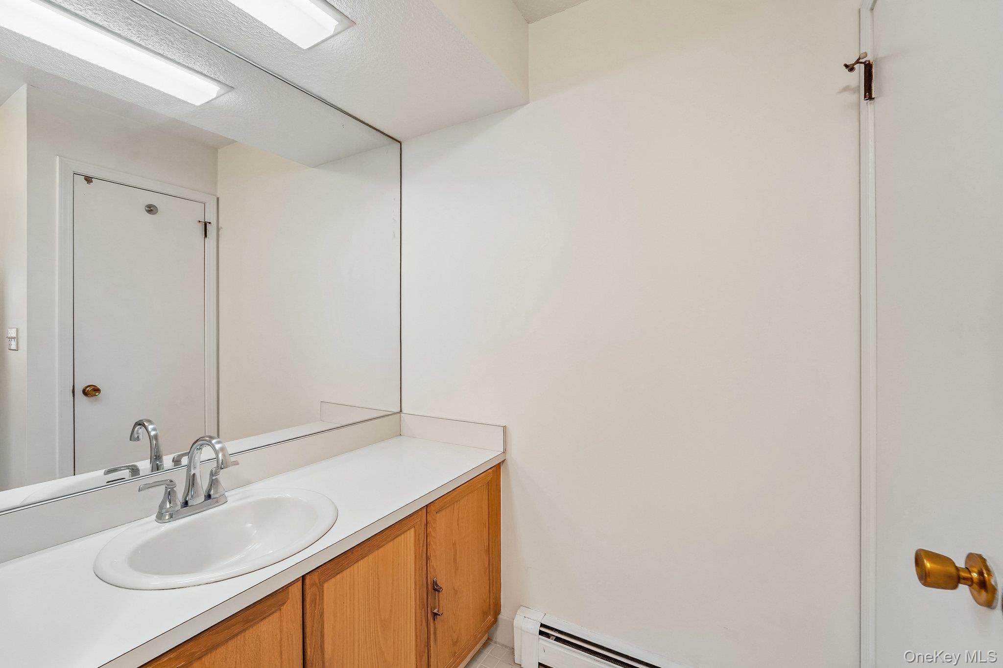 18 BROOKE HOLLOW Lane – For Sale photo 28