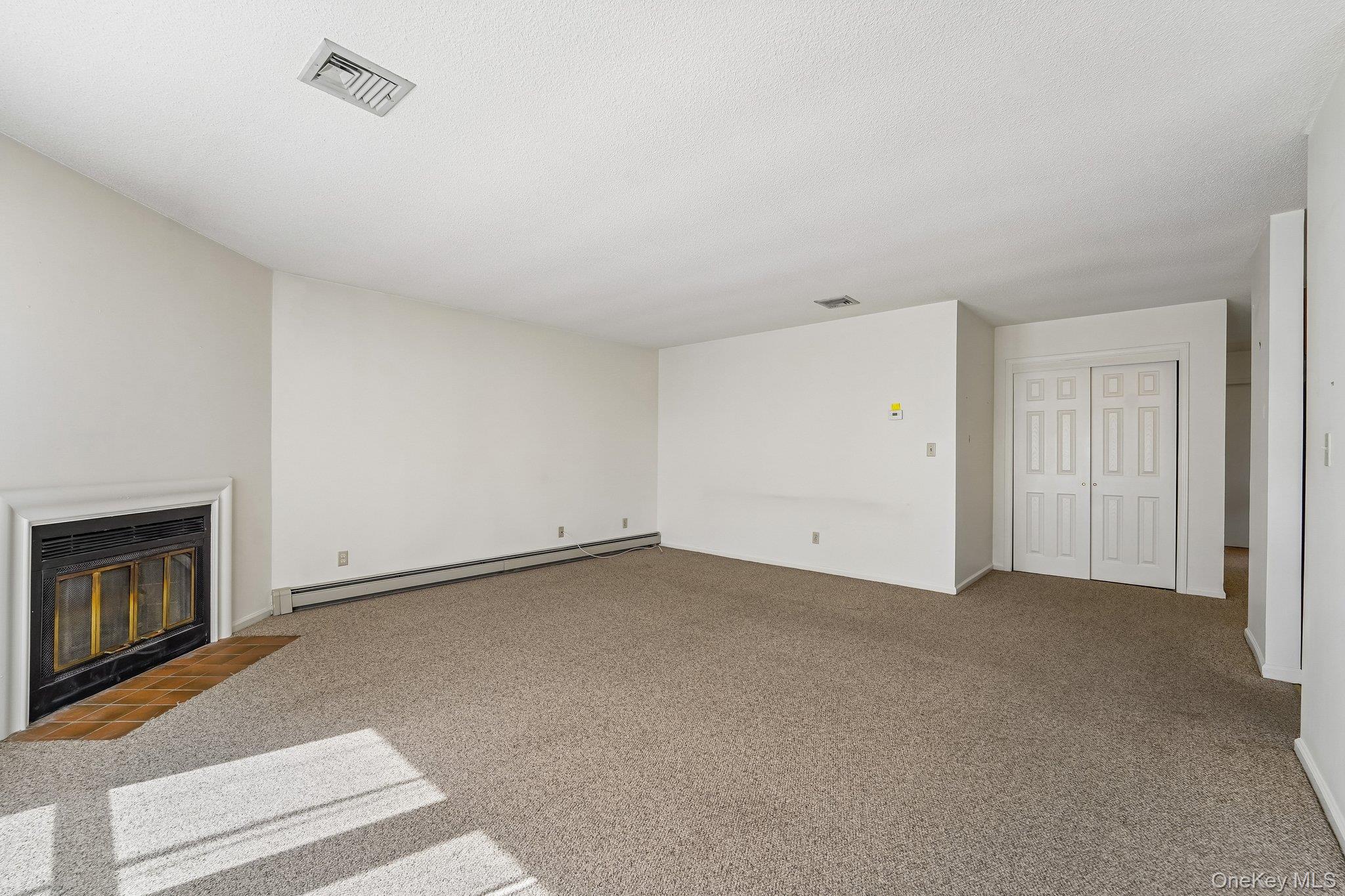 18 BROOKE HOLLOW Lane – For Sale photo 10