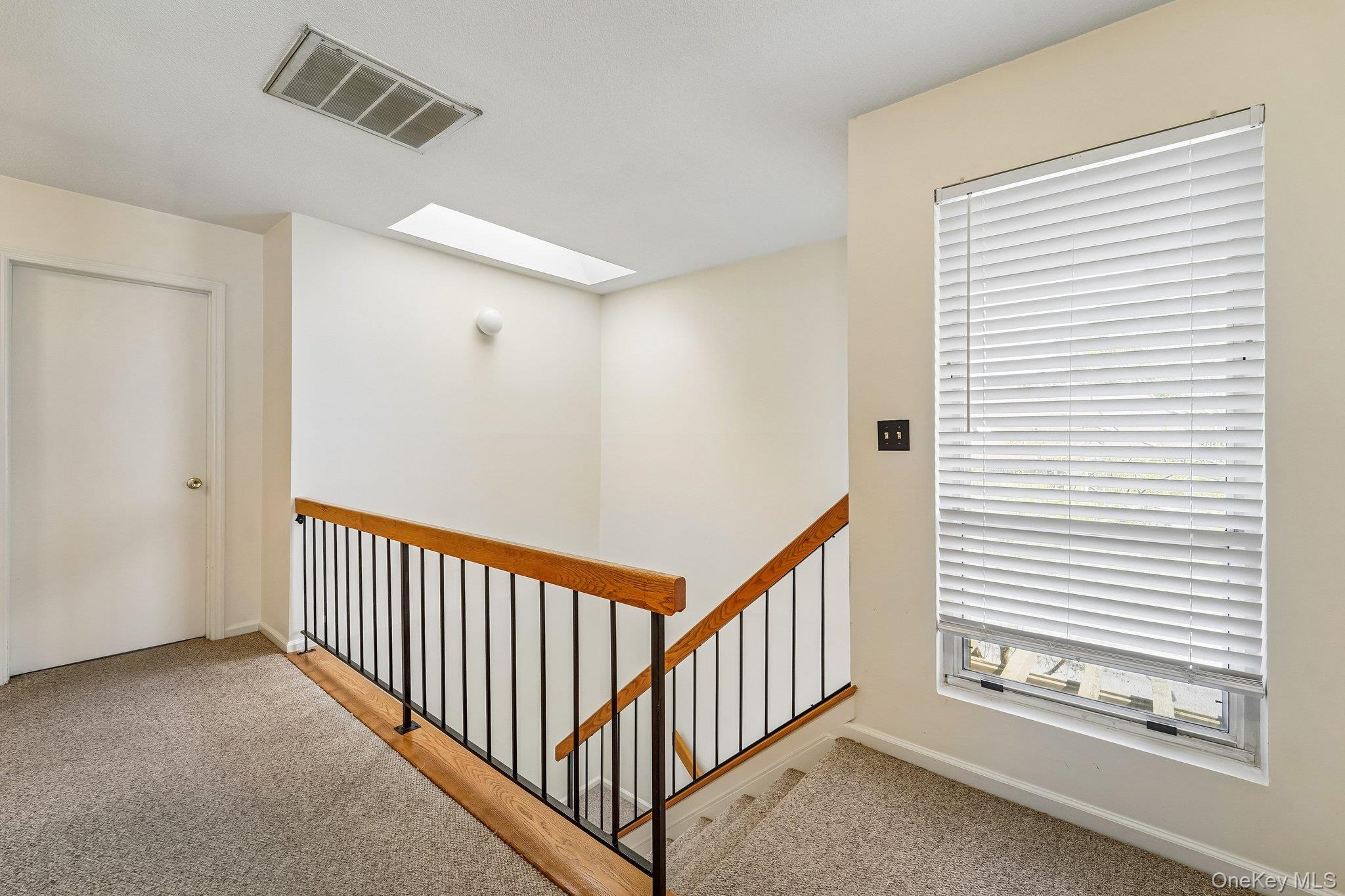 18 BROOKE HOLLOW Lane – For Sale photo 6