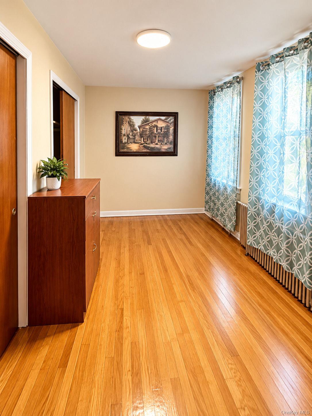 690 E 240th Street – For Rent photo 4