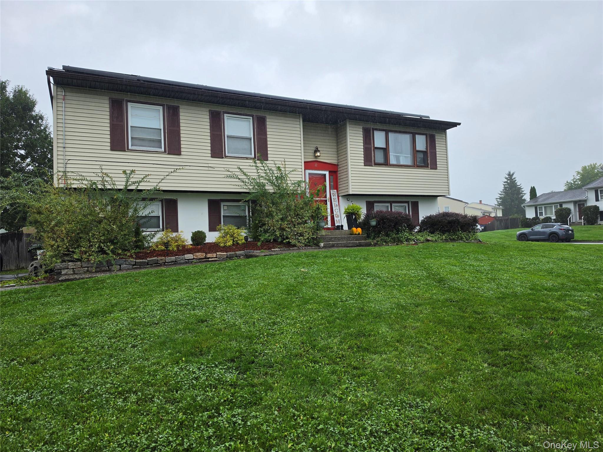 12 Winchester Way – For Sale photo 4