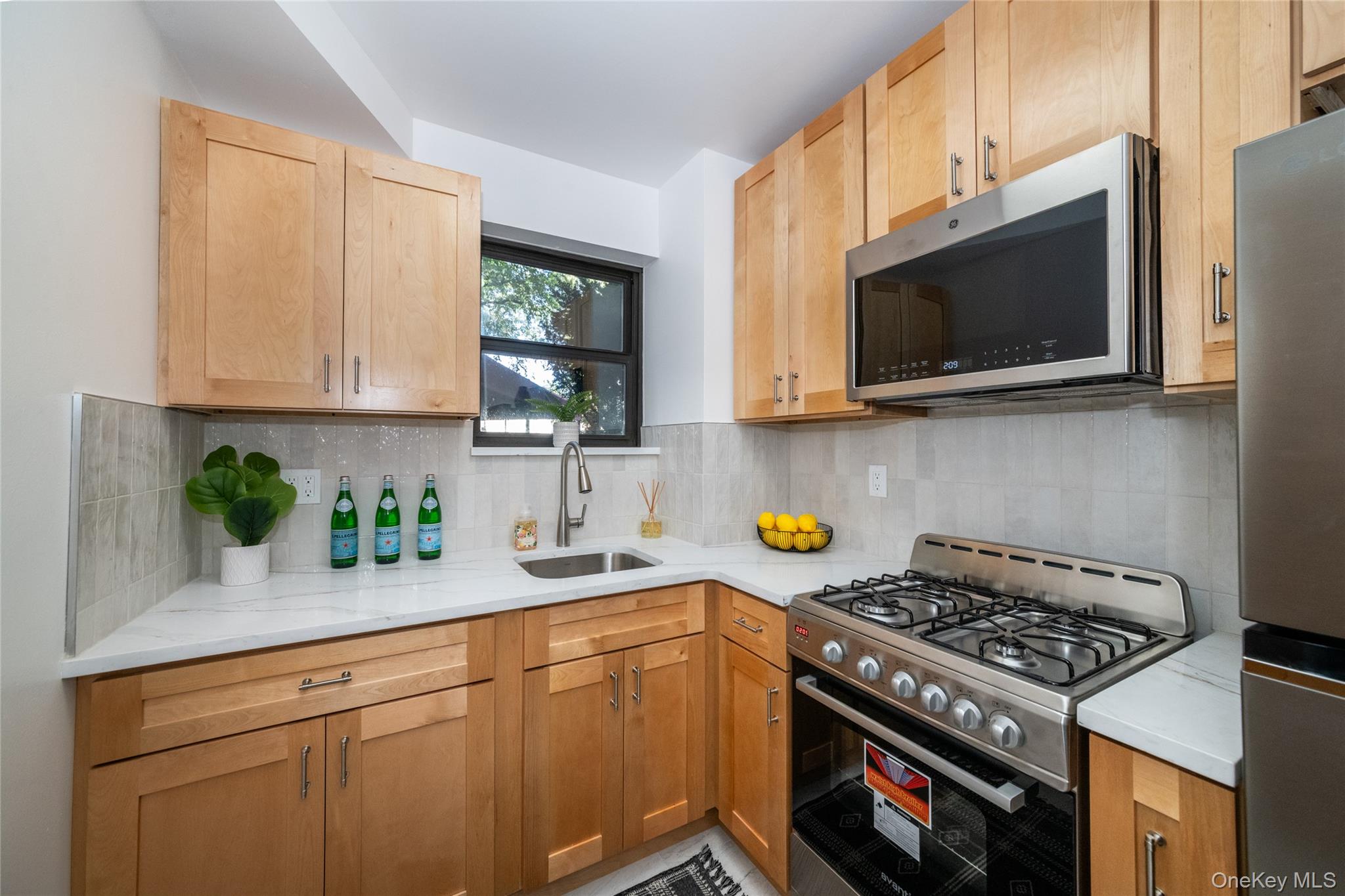 98 Pearsall Drive, Unit 1C photo 9