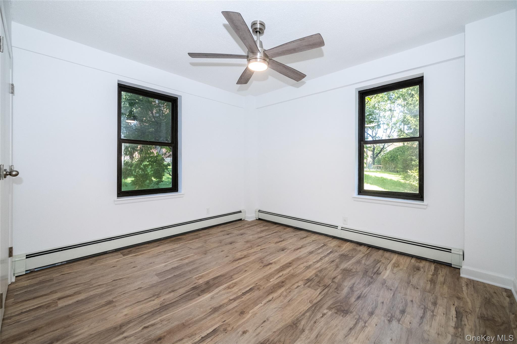 98 Pearsall Drive, Unit 1C photo 23