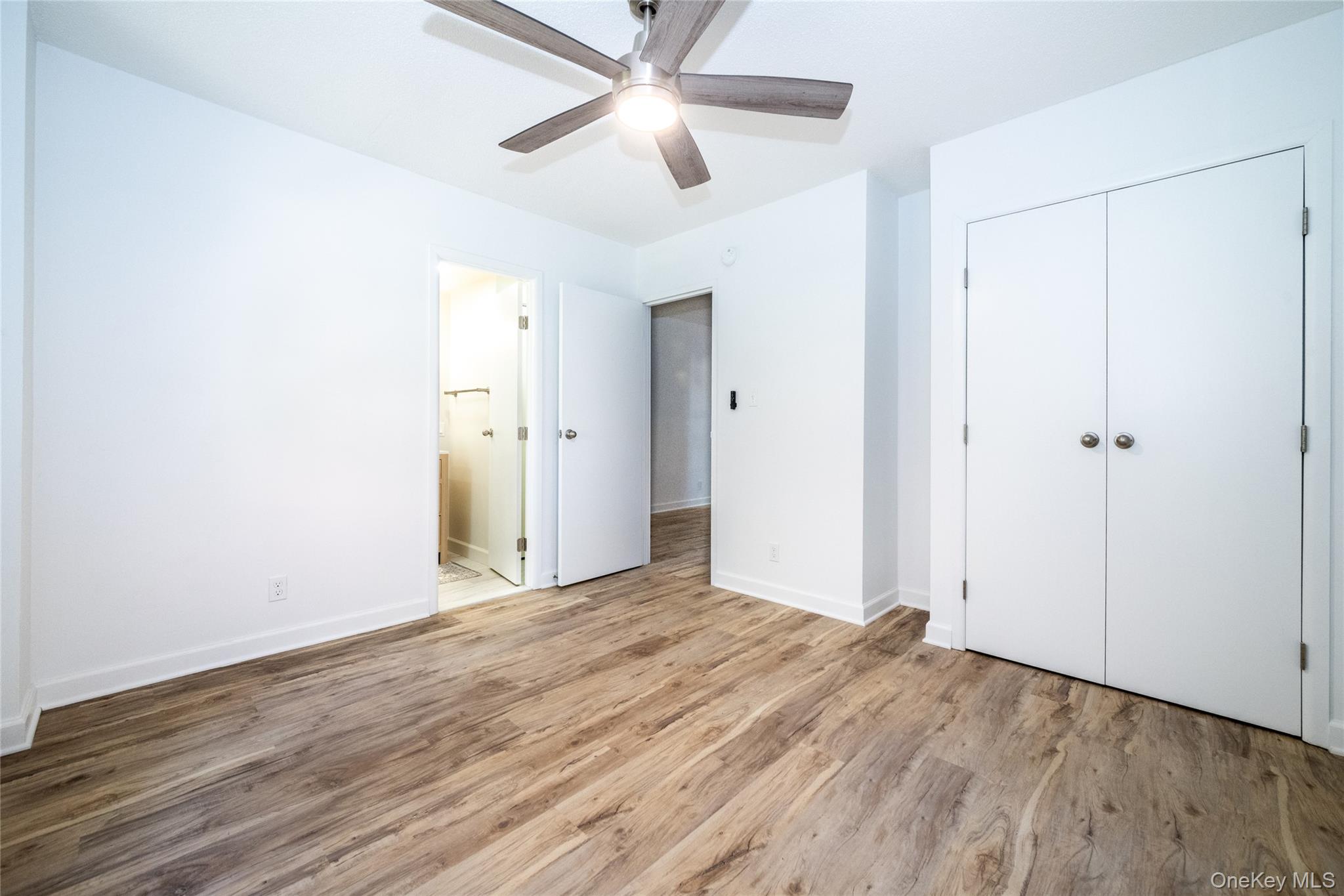 98 Pearsall Drive, Unit 1C photo 25