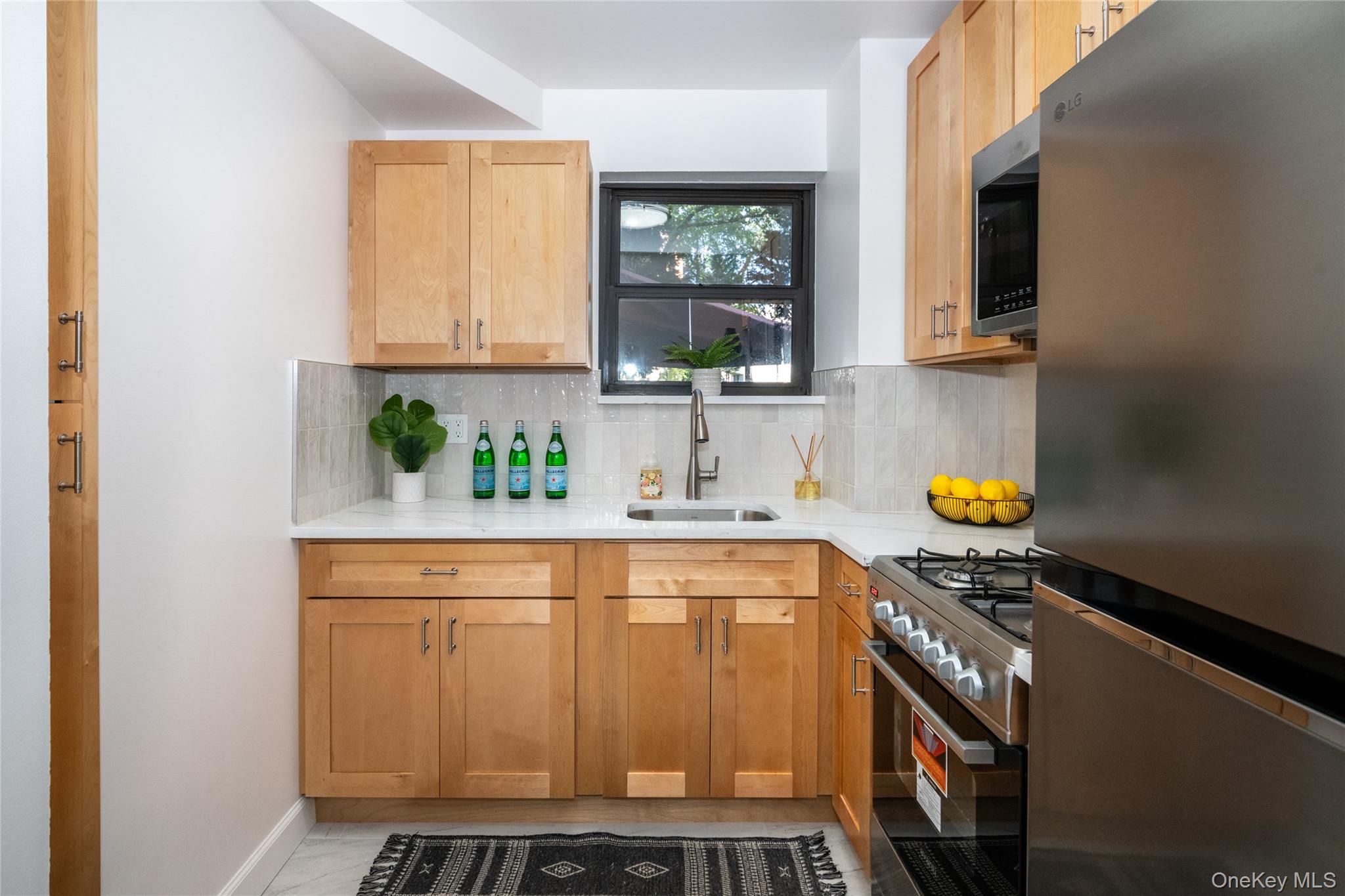 98 Pearsall Drive, Unit 1C photo 8
