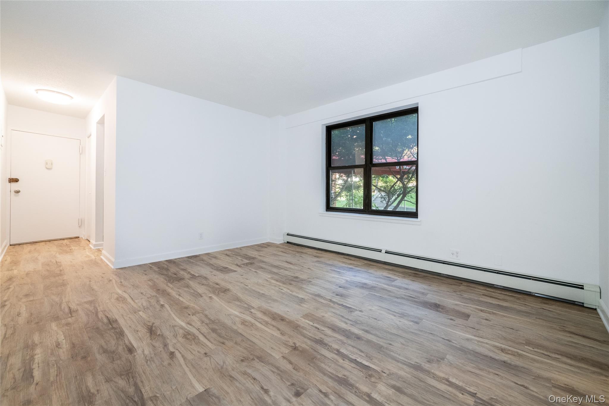 98 Pearsall Drive, Unit 1C photo 11