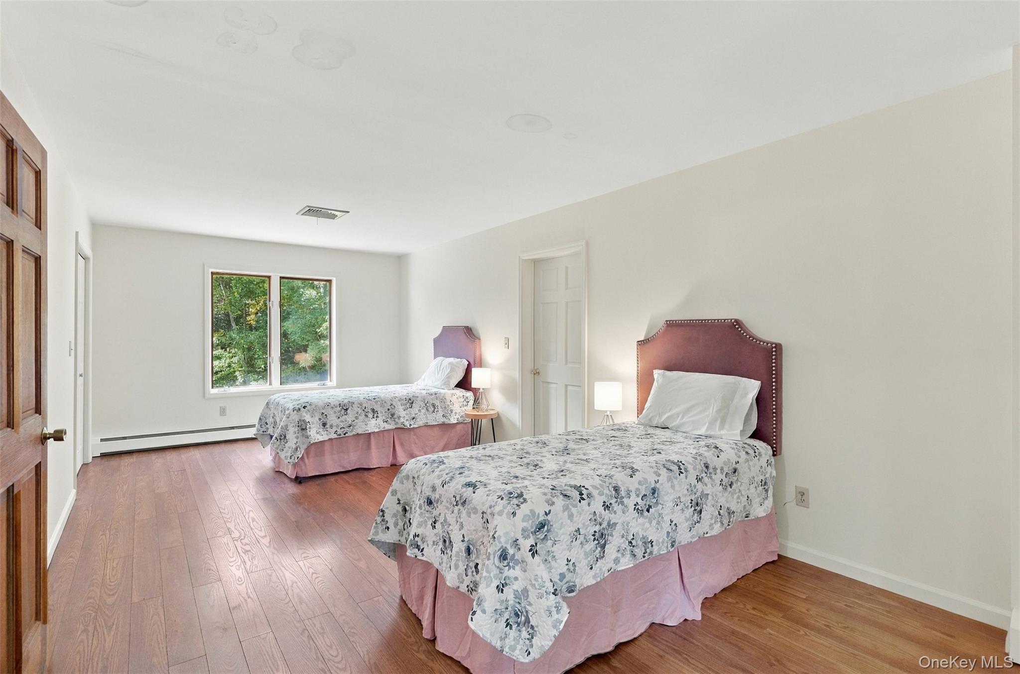 9 Buttonwood Lane – For Sale photo 22