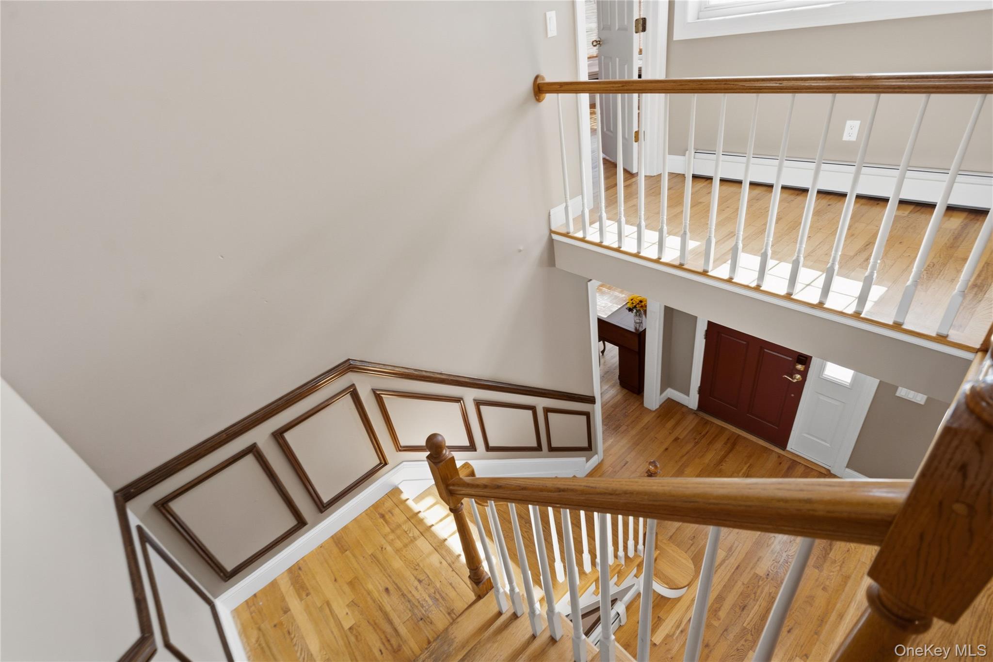 10 Matinecock Court – For Sale photo 16