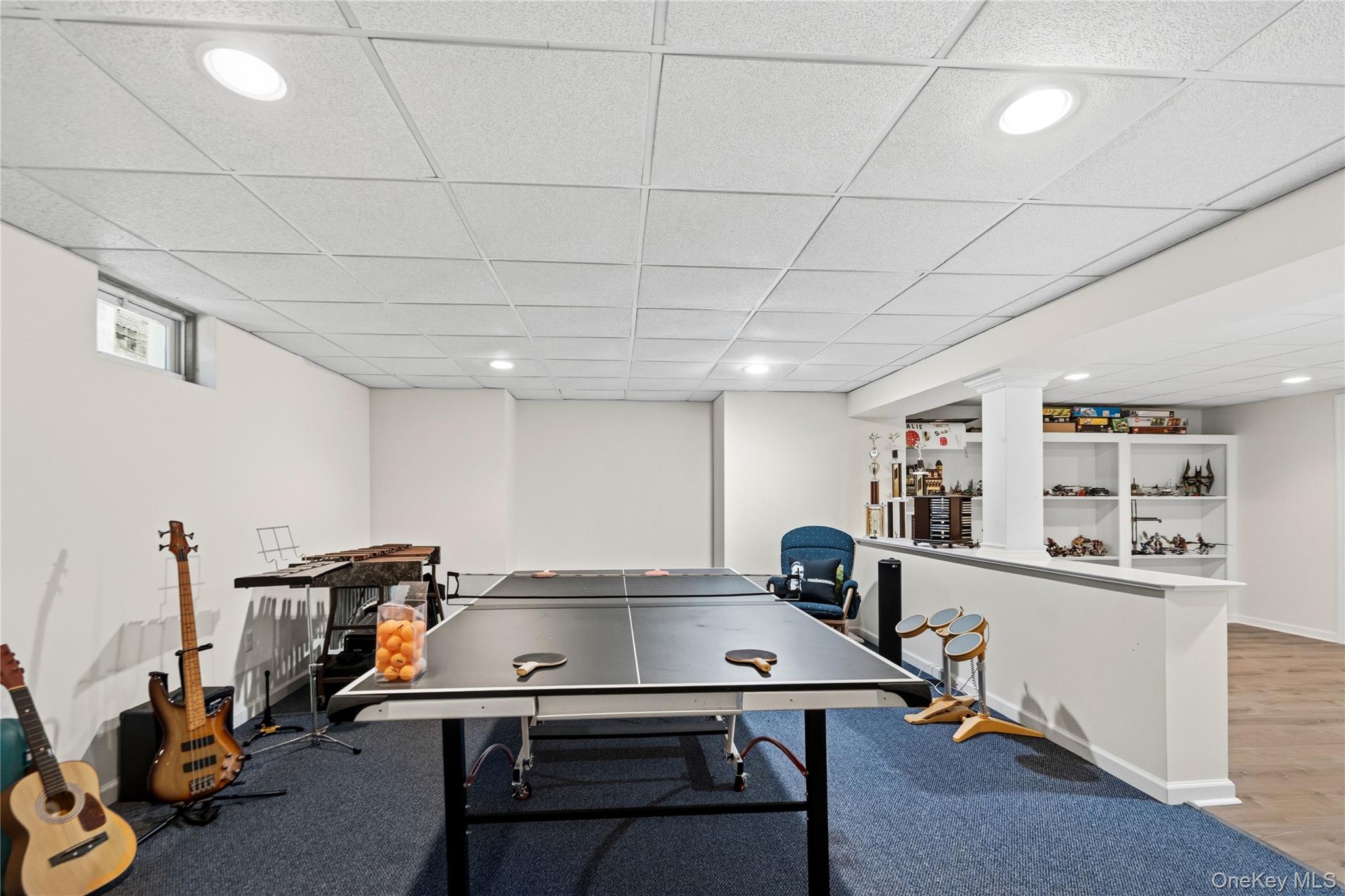 10 Matinecock Court – For Sale photo 28
