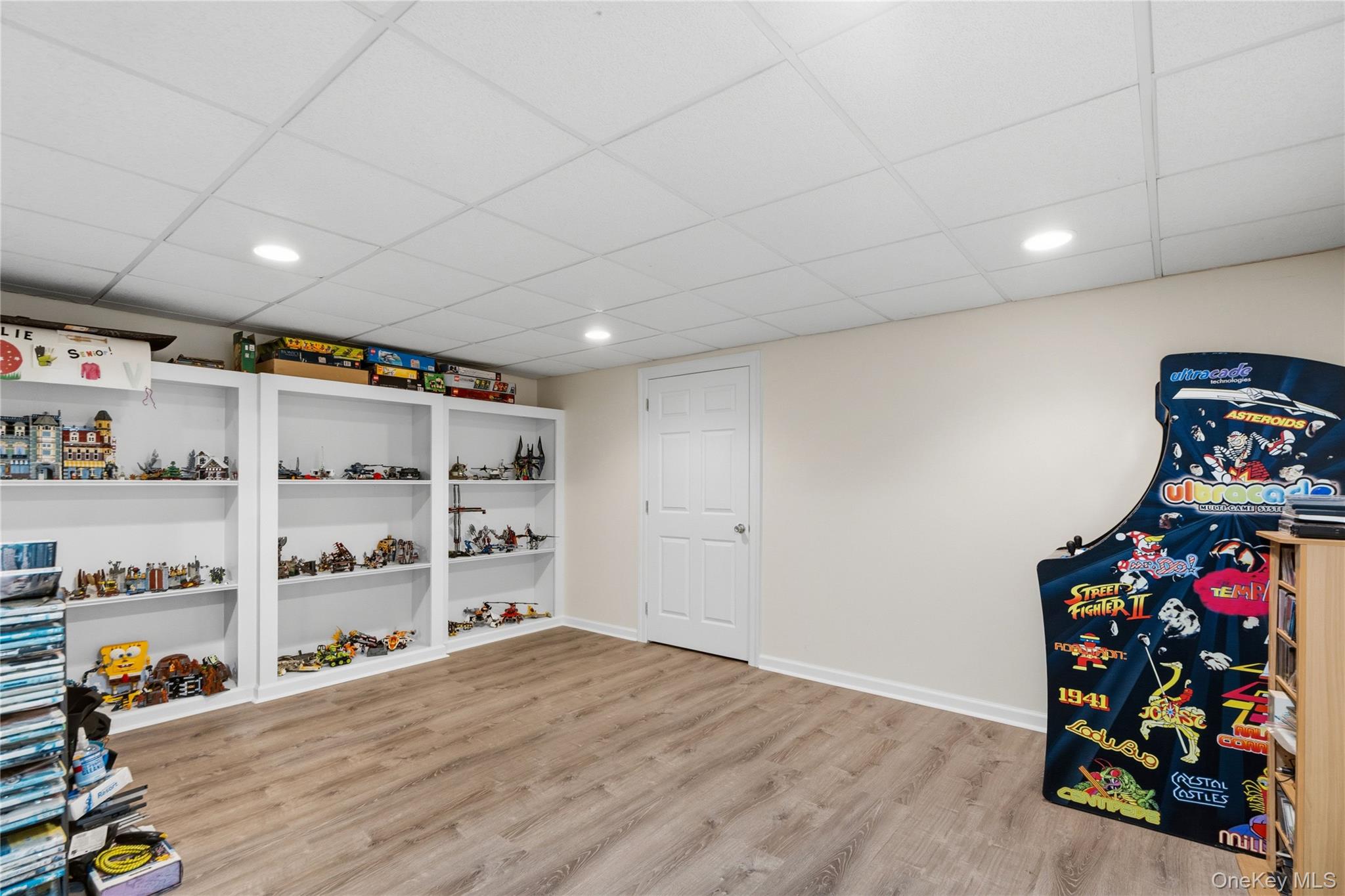 10 Matinecock Court – For Sale photo 29