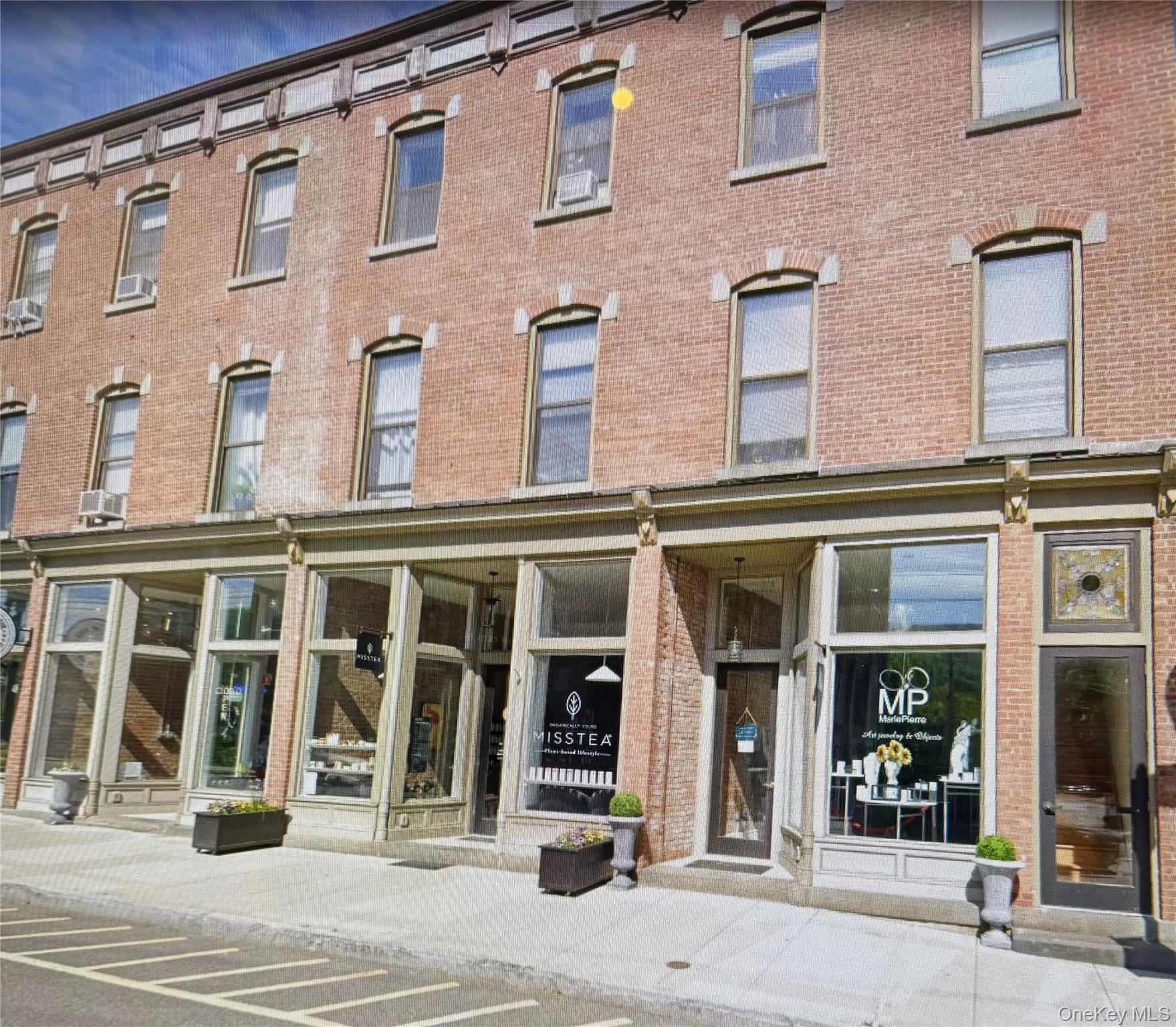 520 Main Street – For Rent