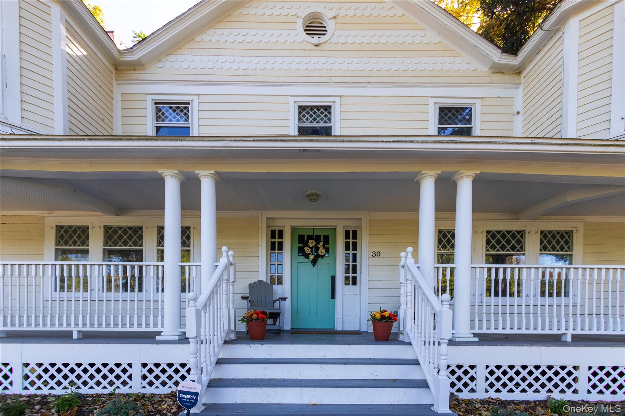 30 Old Post Road N – For Sale photo 3