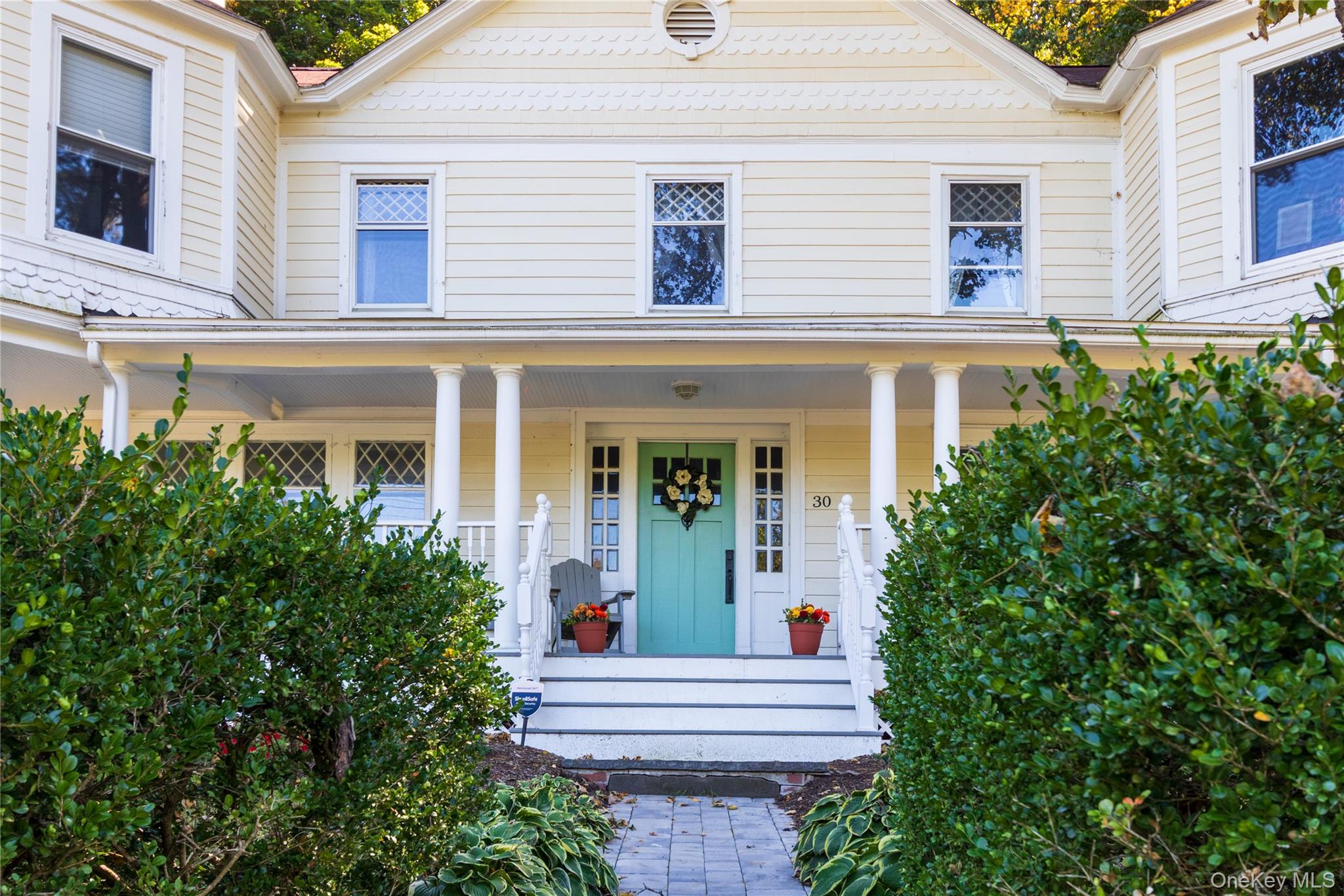 30 Old Post Road N – For Sale
