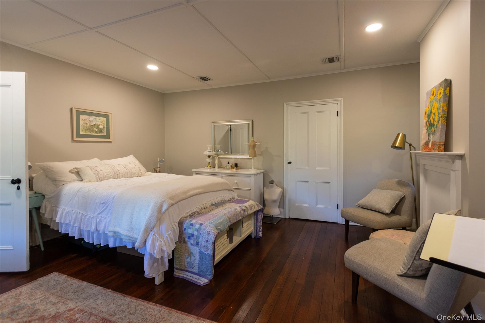 30 Old Post Road N – For Sale photo 22