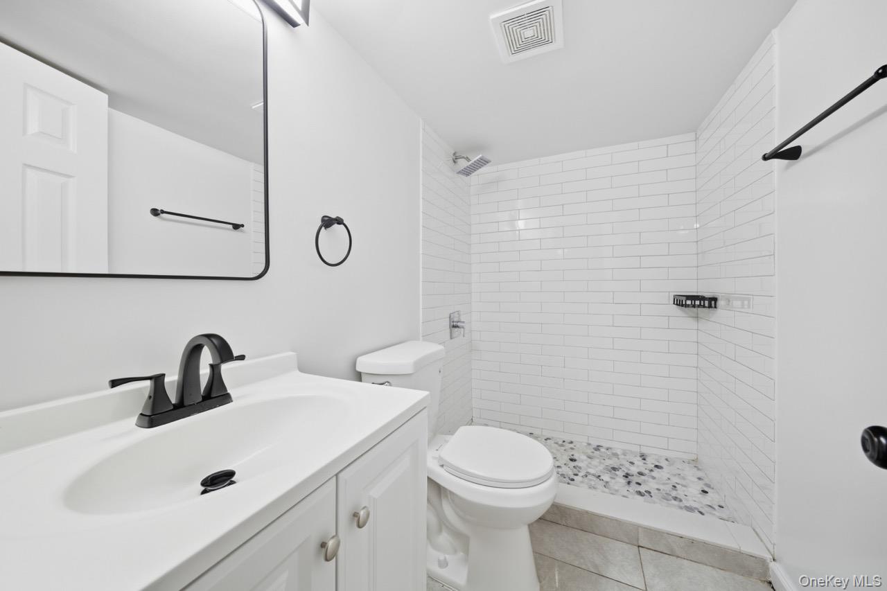 703 Horseblock Road – For Sale photo 18