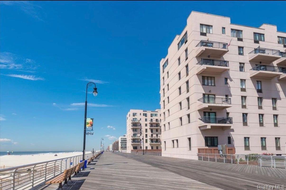 100 W Broadway Ave, Unit #6Q photo 32