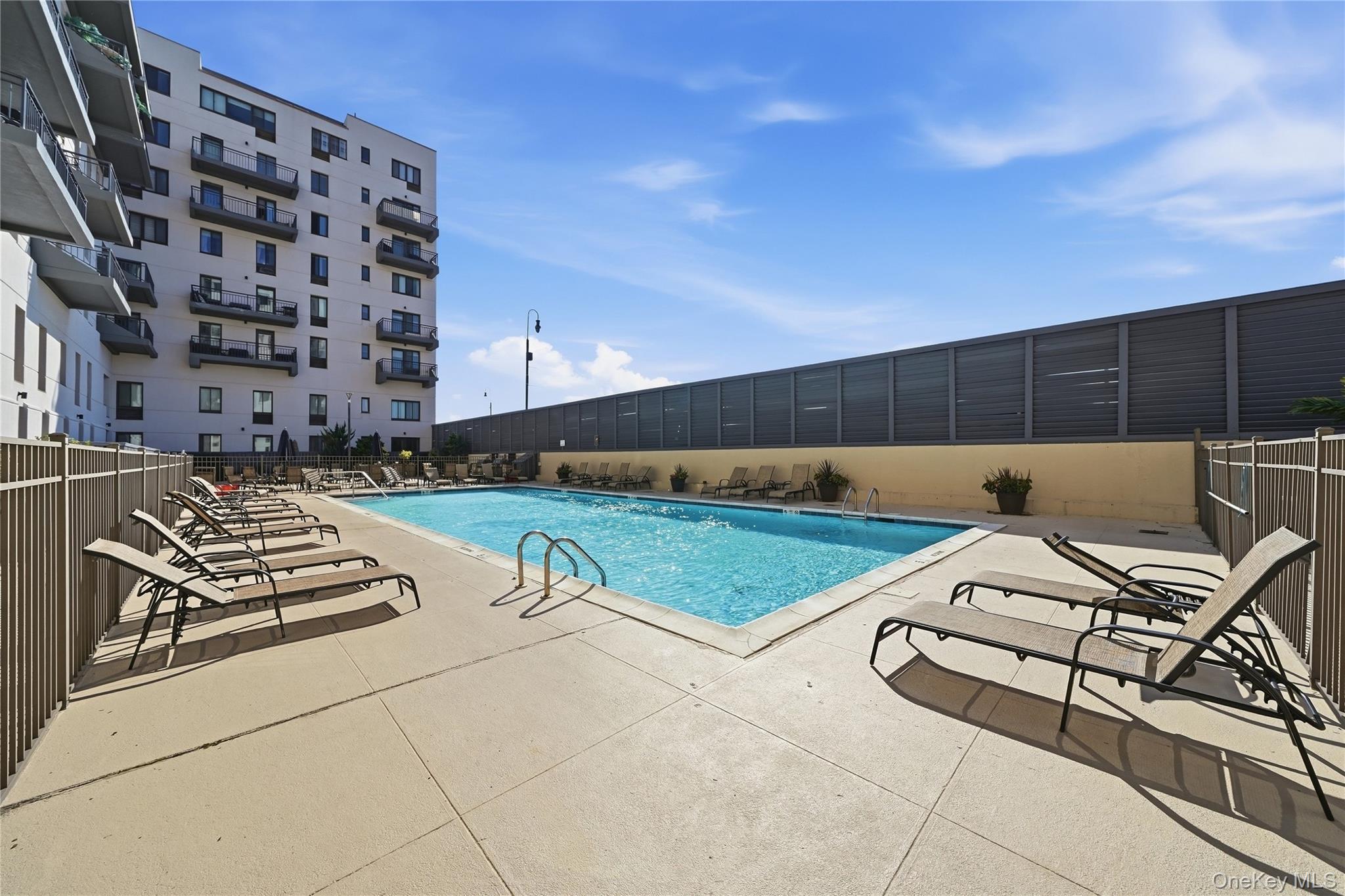 100 W Broadway Ave, Unit #6Q photo 7