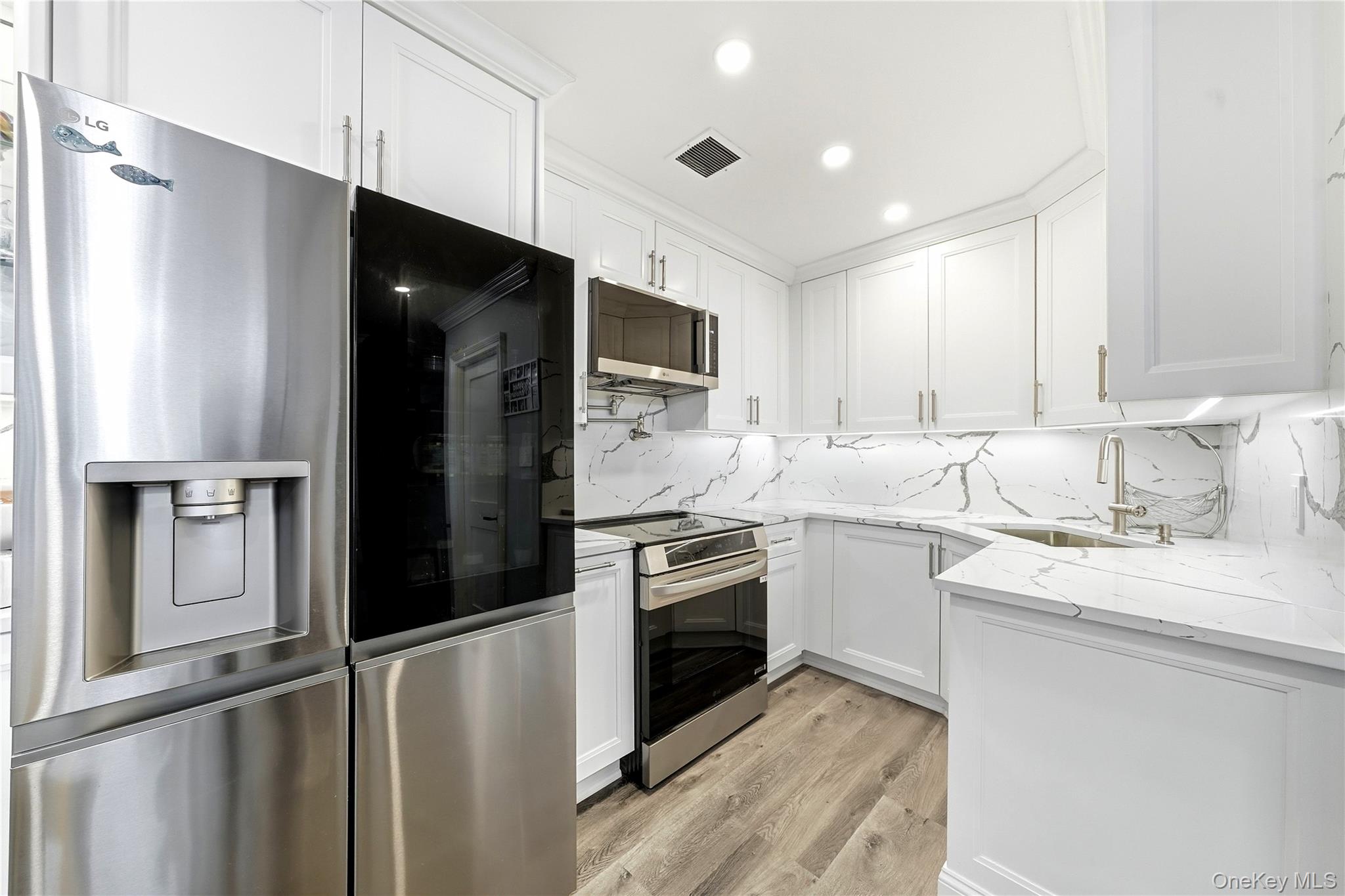 100 W Broadway Ave, Unit #6Q photo 34