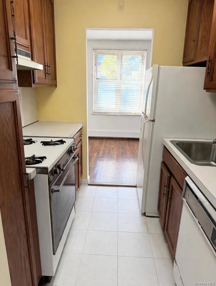 185S Middle Neck Road Road, Unit 1C photo 8