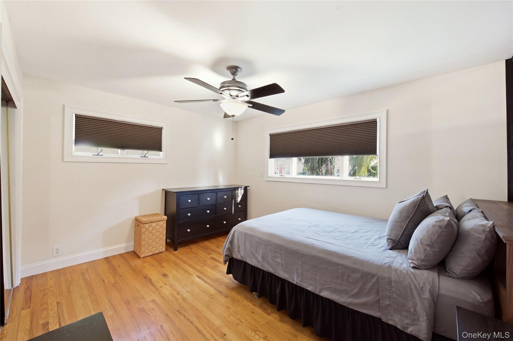 15 Oakwood Street – For Sale photo 11
