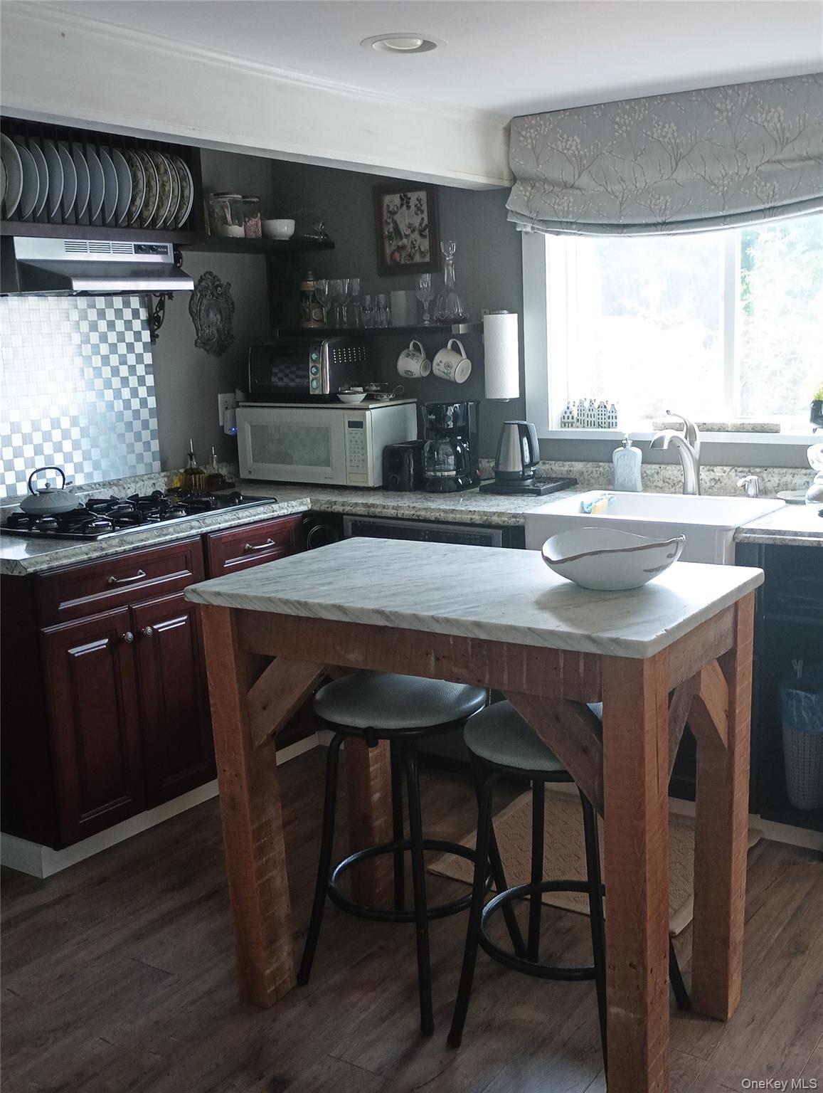 15 River Street – For Sale photo 13