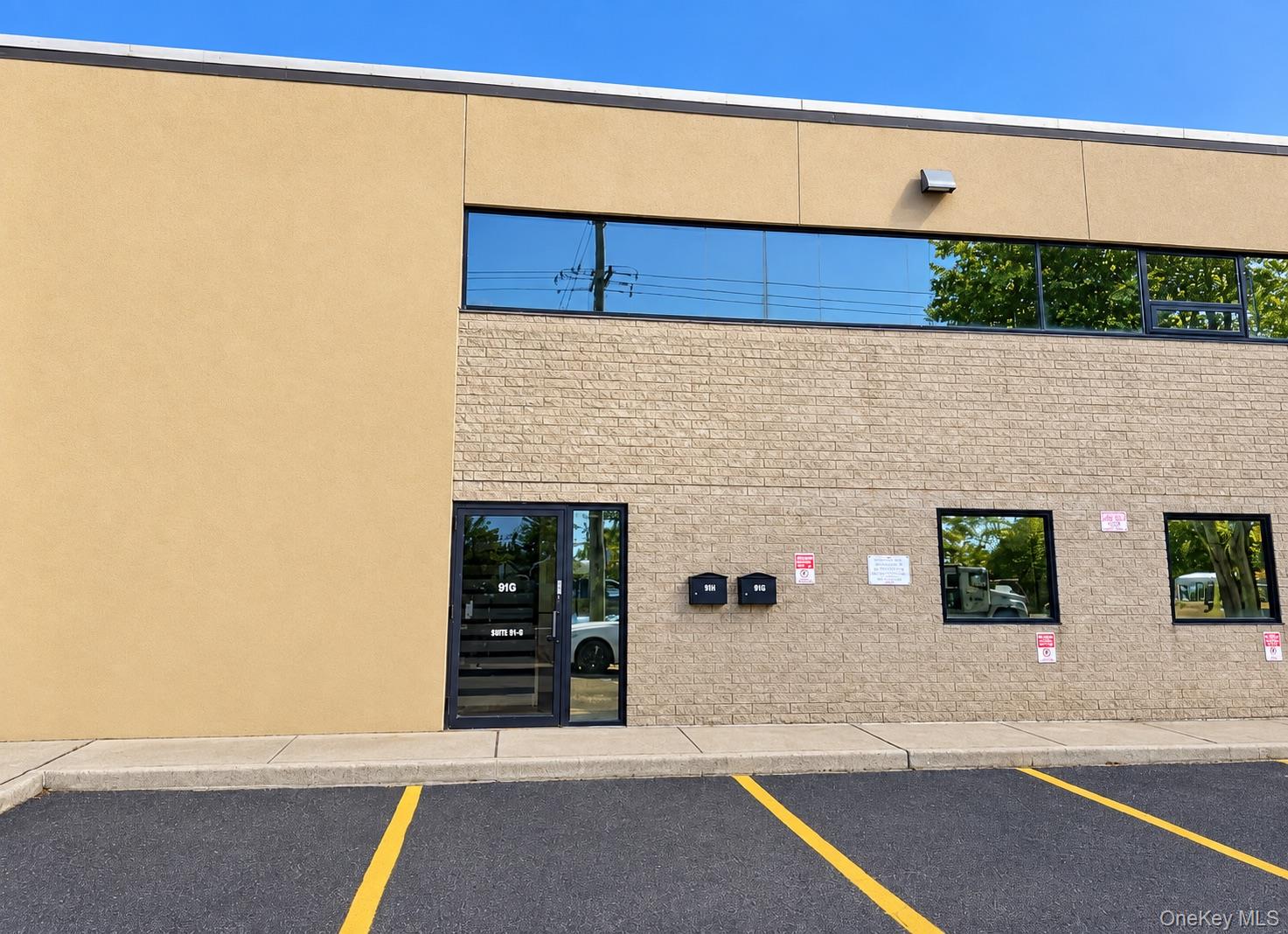 91C Moffitt Boulevard – For Rent