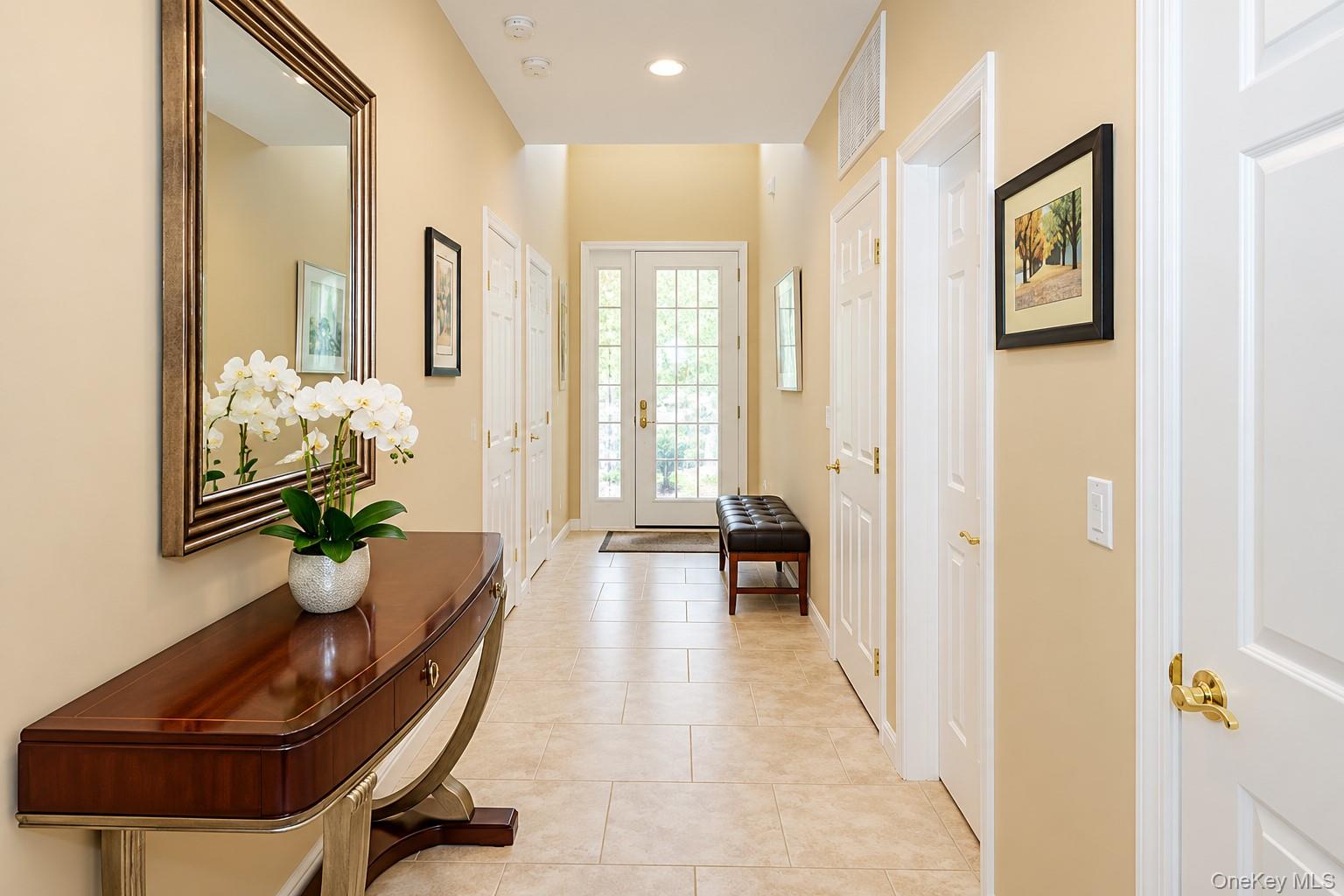 581 Verona Drive – For Sale photo 2