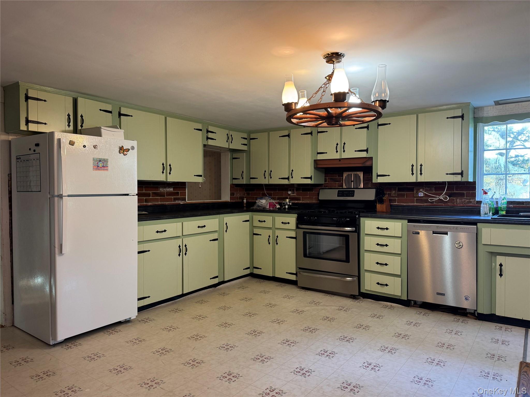 261 Van Keuren Avenue – For Sale photo 5