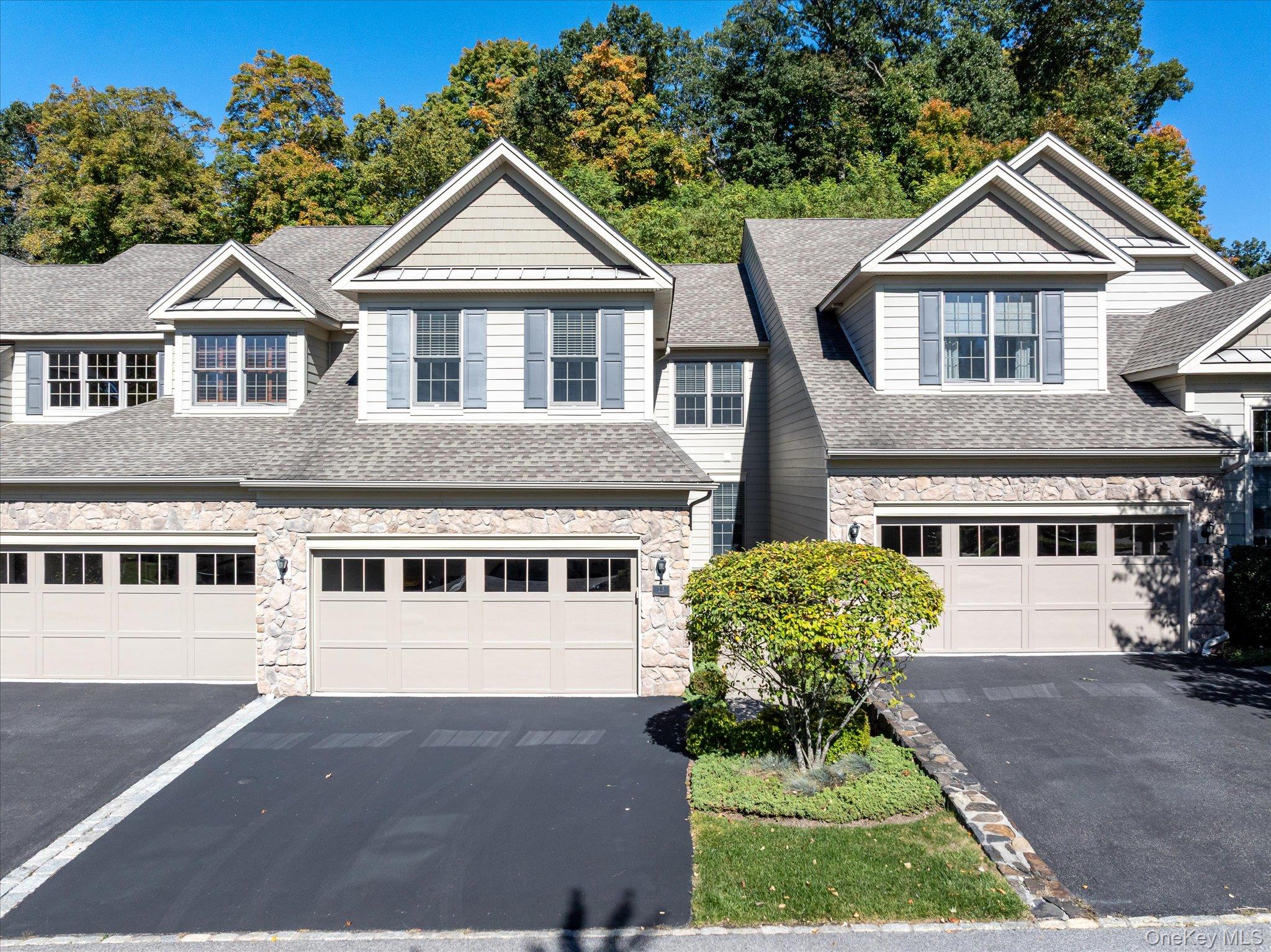 13 Bernheimer Lane – For Sale