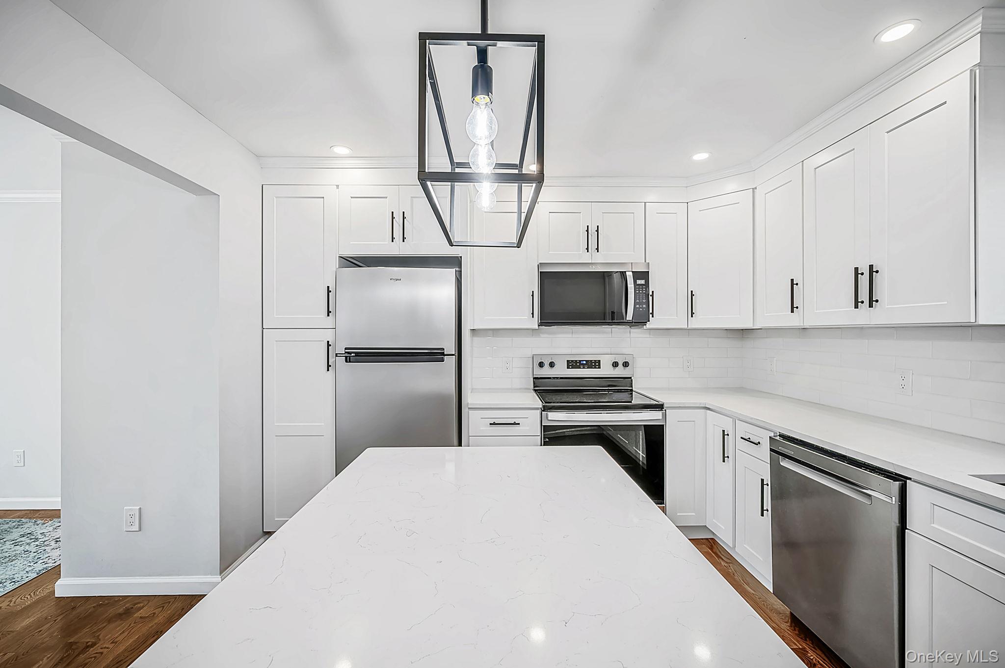 23 Bogart Street – For Sale photo 5