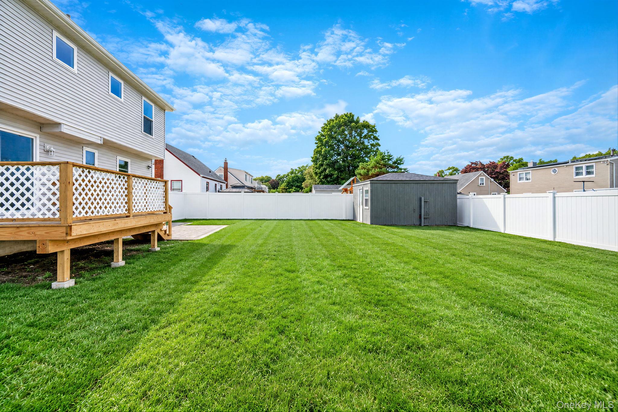 23 Bogart Street – For Sale photo 19