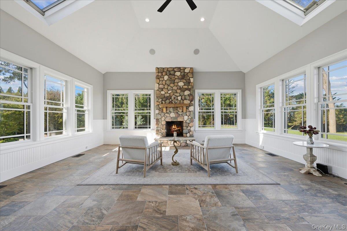 1 Hunters Way – For Sale photo 12