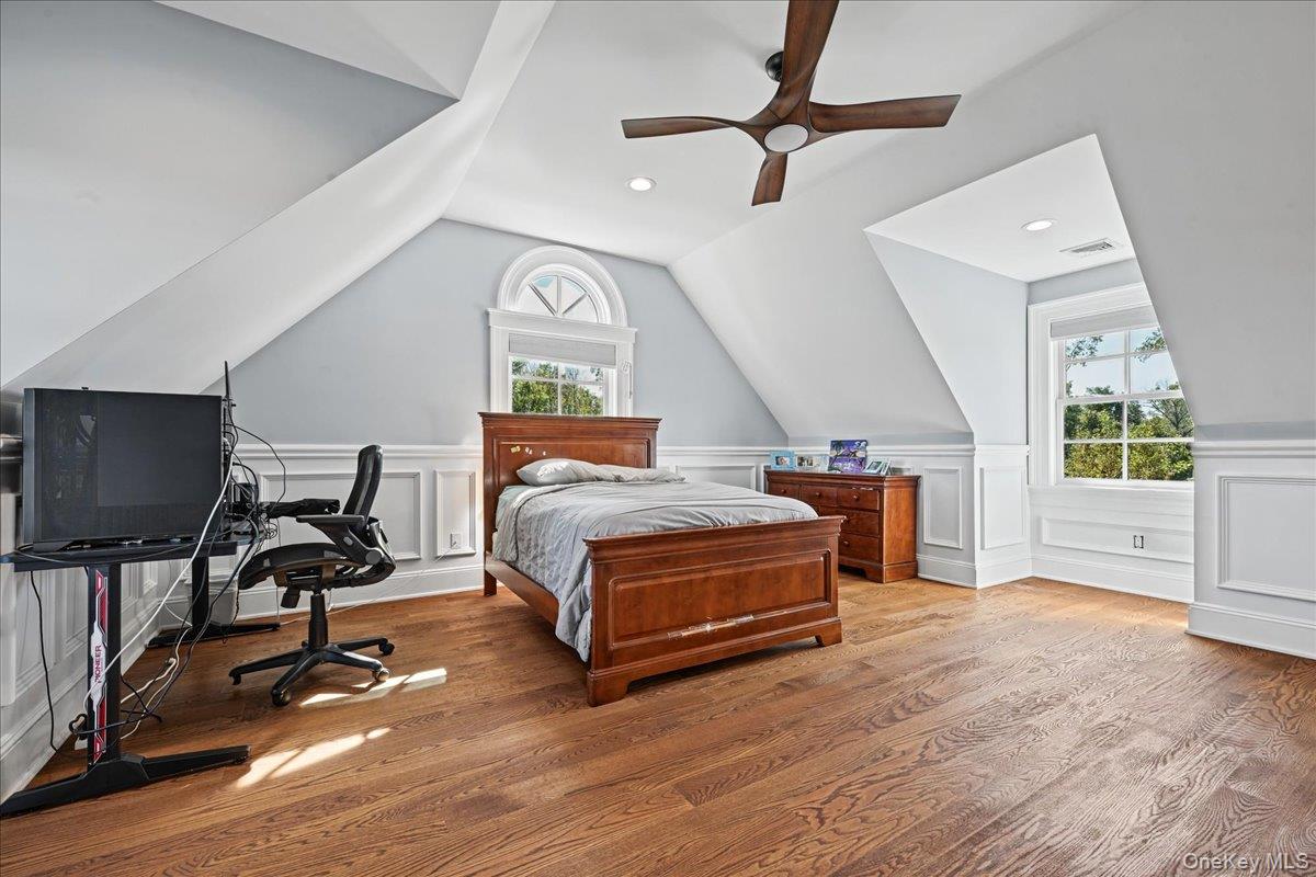 1 Hunters Way – For Sale photo 33