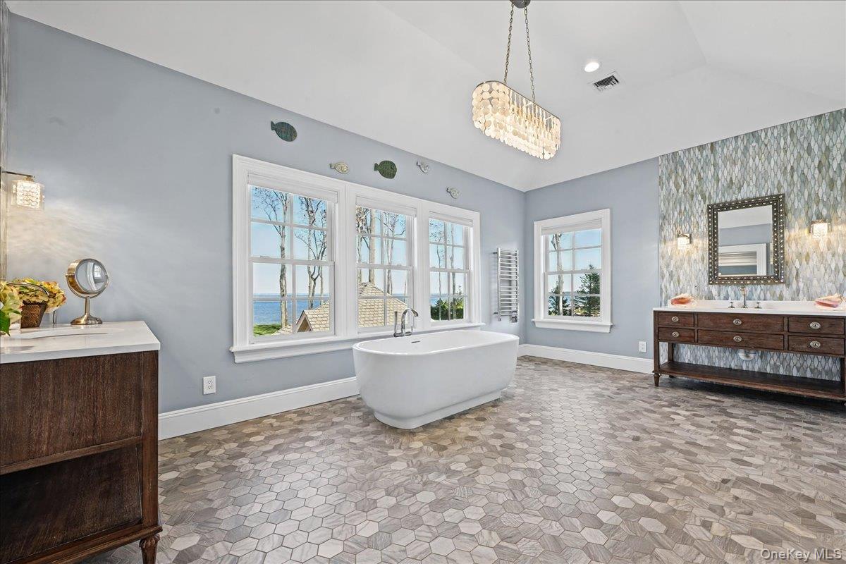1 Hunters Way – For Sale photo 26