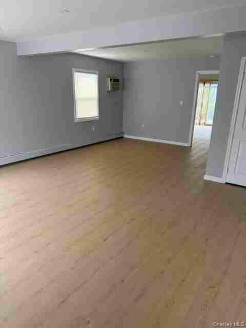 82 Barnyard Ln – For Rent photo 2