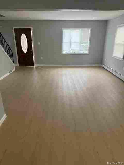 82 Barnyard Ln – For Rent photo 3