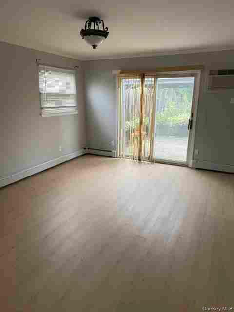 82 Barnyard Ln – For Rent photo 4
