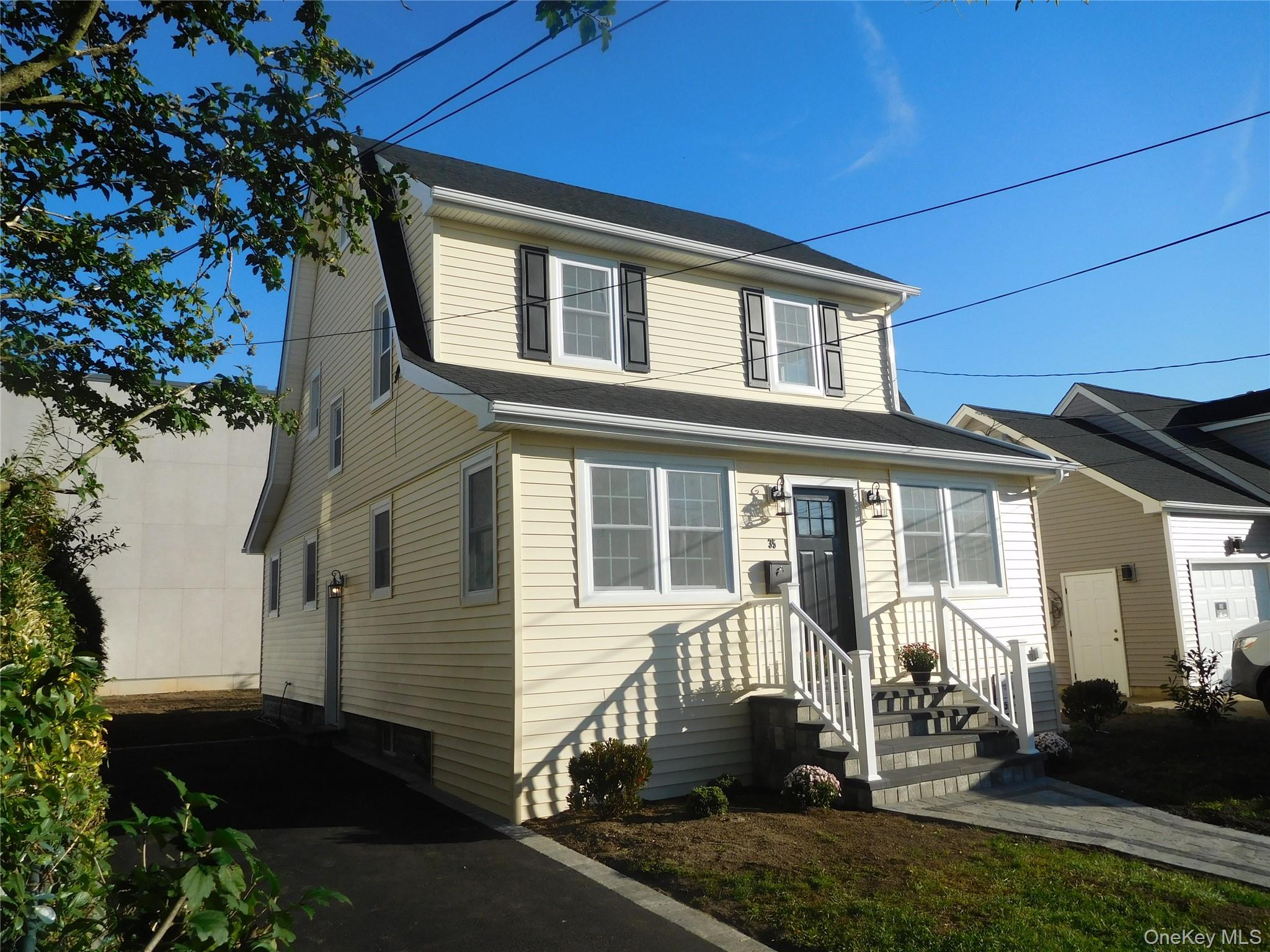 35 Fairview Avenue – For Sale