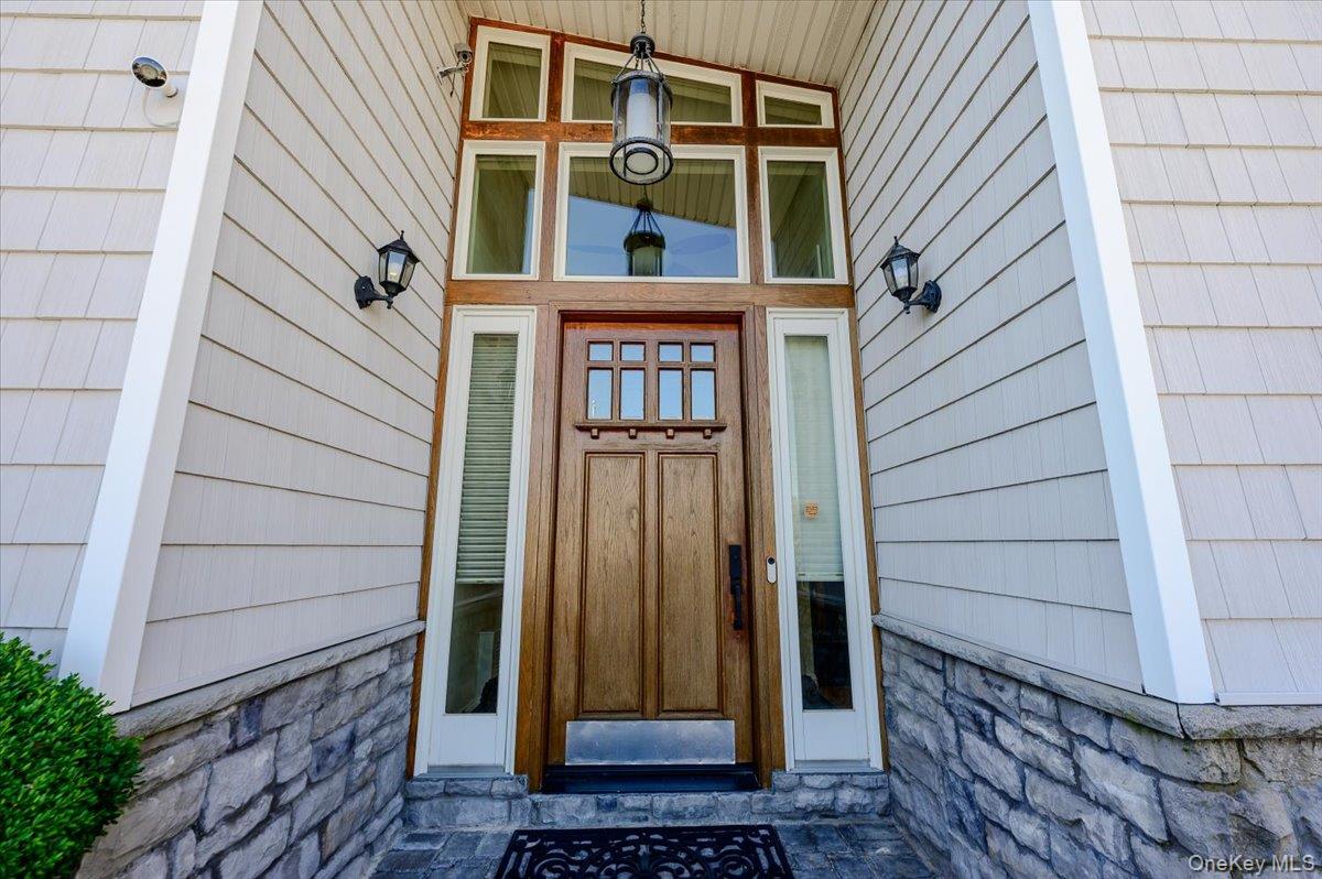 1661 Bay Boulevard – For Sale photo 2