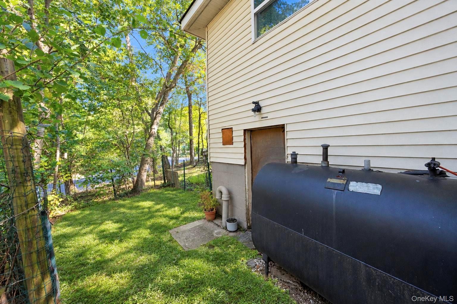 50 Hewlett Drive – For Sale photo 5